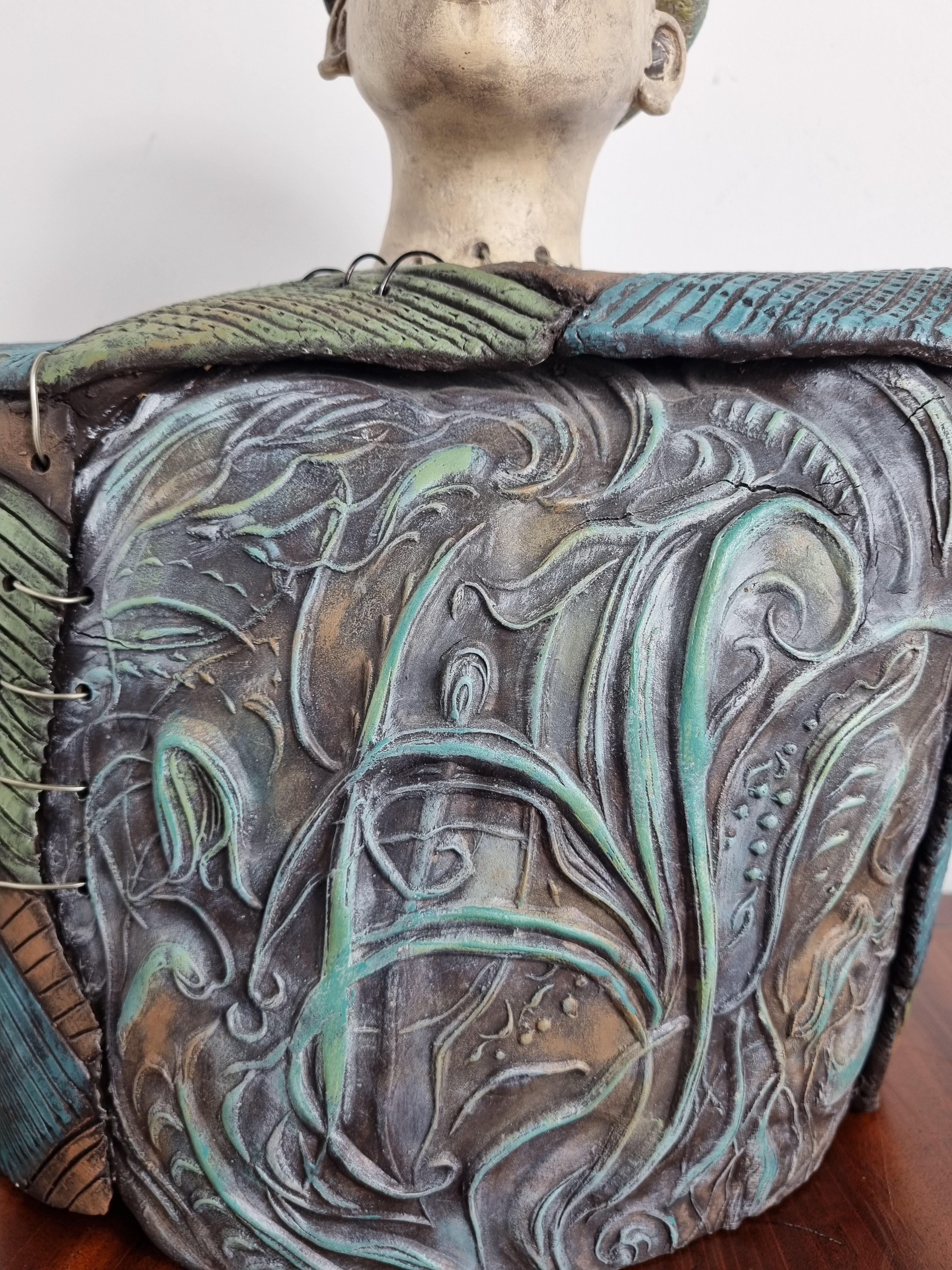 Sculpture surréaliste de LuAnne Tackett Simpson du 20ème siècle en vente 7