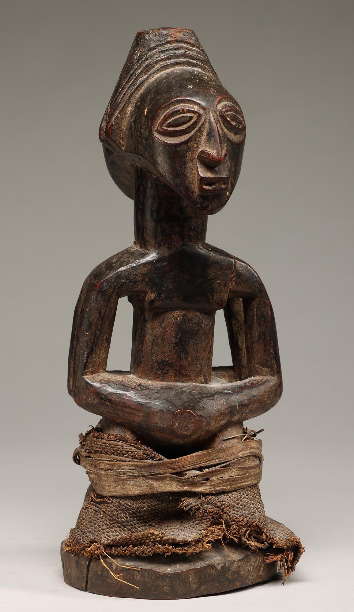 Luba Kabeja Janus Doppelfigur mit Rock, ex Irwin Hersey DRC Kongo, Afrika im Zustand „Starke Gebrauchsspuren“ im Angebot in Point Richmond, CA