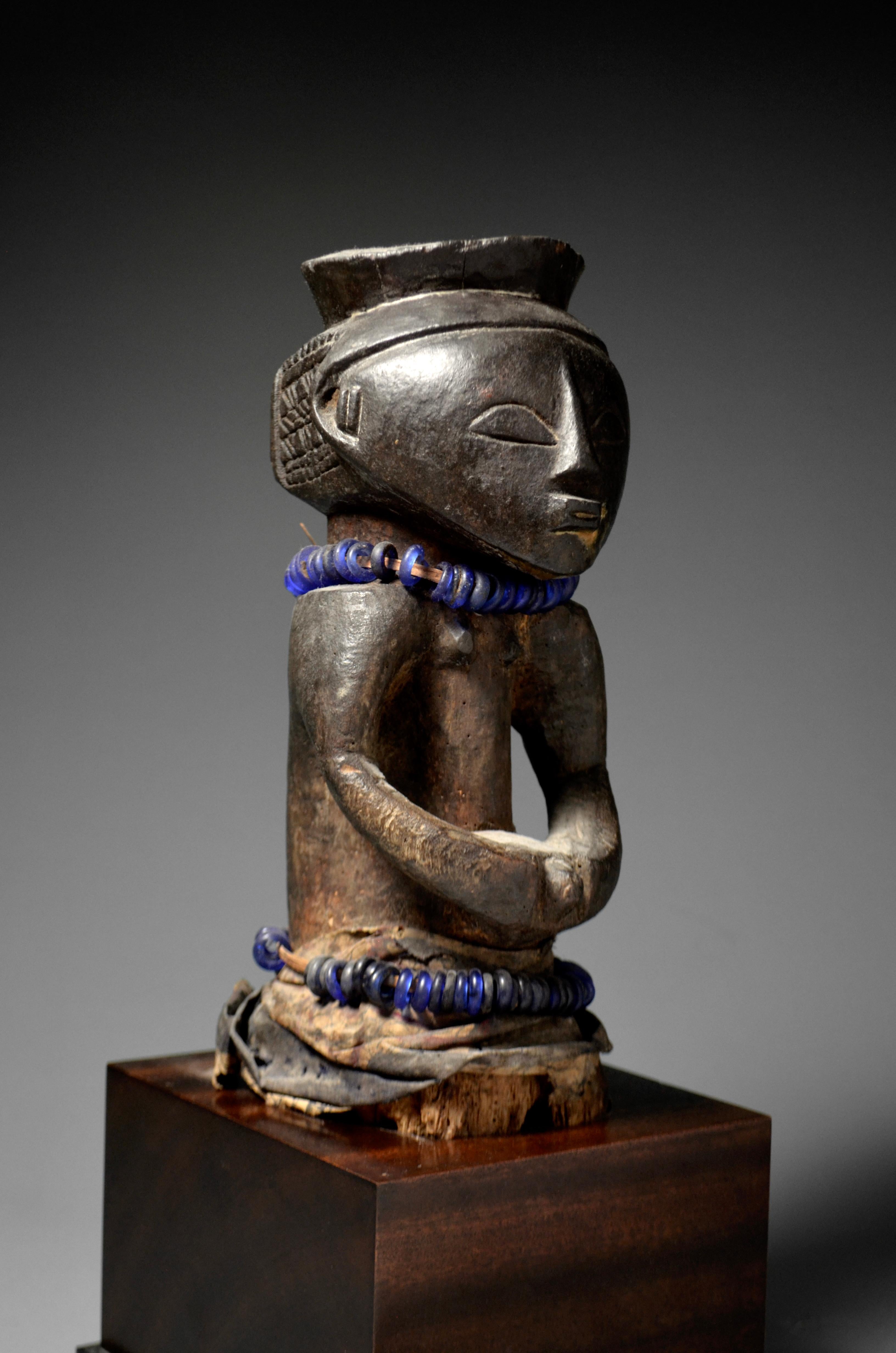 Congolese Luba Kukudji Figure For Sale