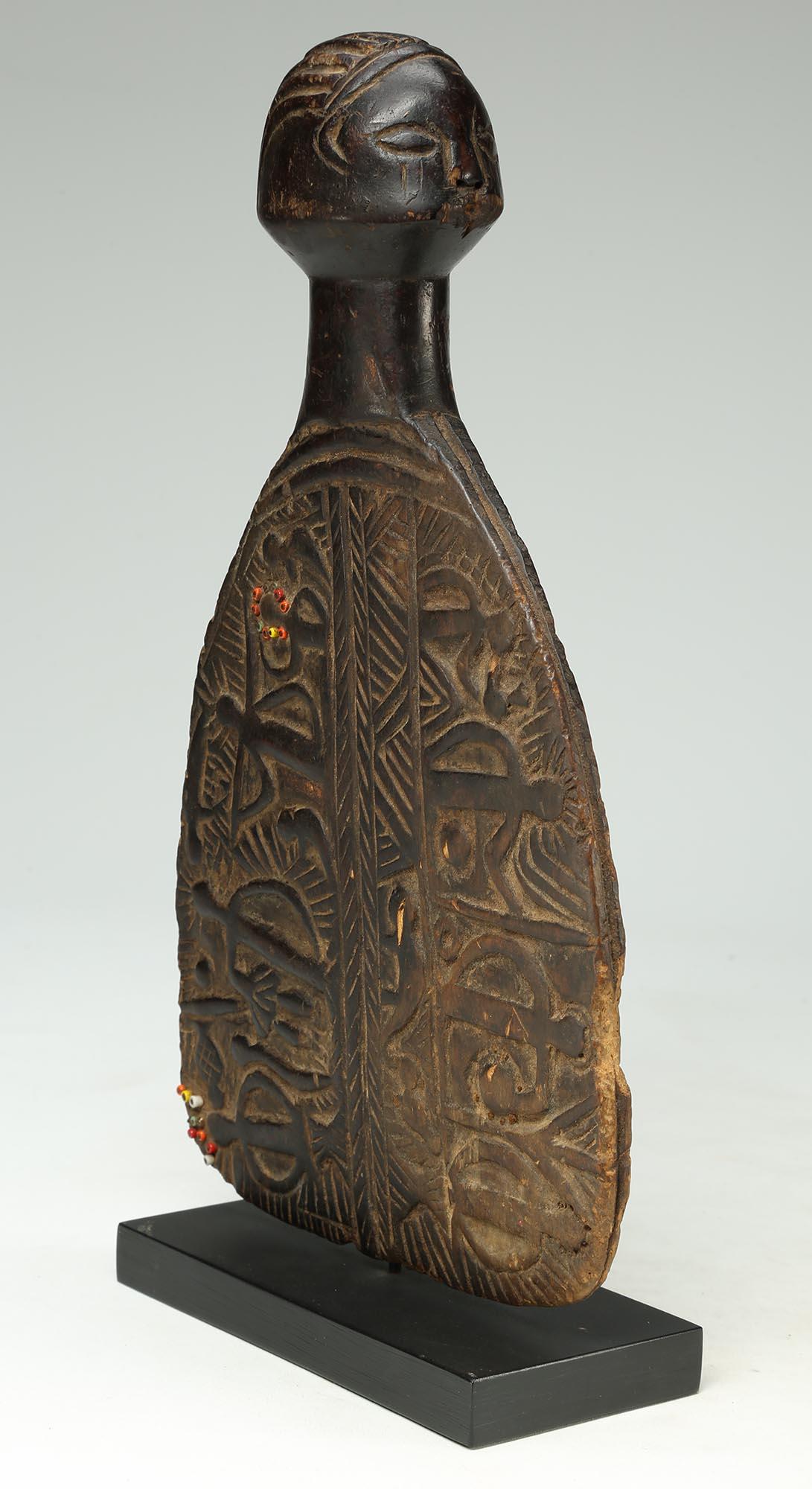 Hand-Carved Luba Memory or Story Board with Head Congo Early 20th Century African Tribal Art For Sale