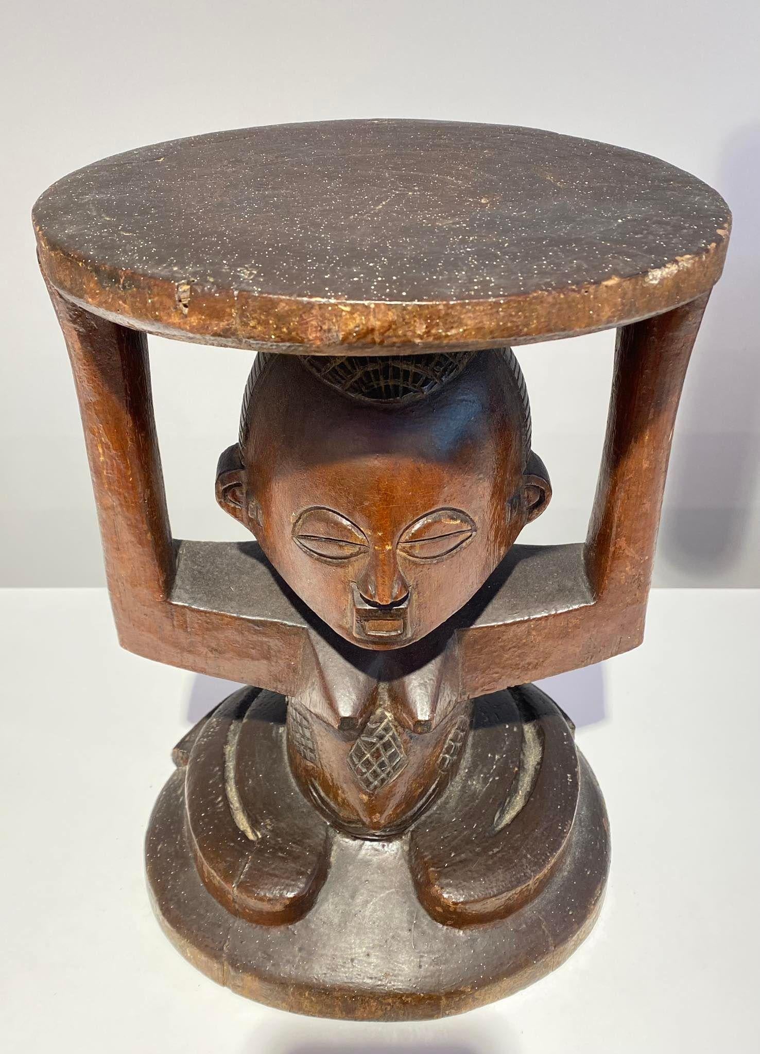 Rare Royal caryatid seat Luba Rd Congo in Cubist style and cascade shaped coiffure (see pictures).
Patina of use
Height: 35cm
Early 20th century (around 1920).
Superb and rare exceptional piece of museum quality