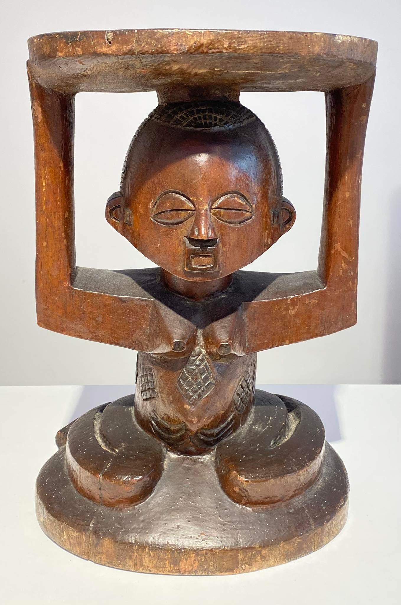Luba Royal antike Karyatide Inthronisation Emblem frühen 20. DR Kongo Afrika (Kongolesisch) im Angebot