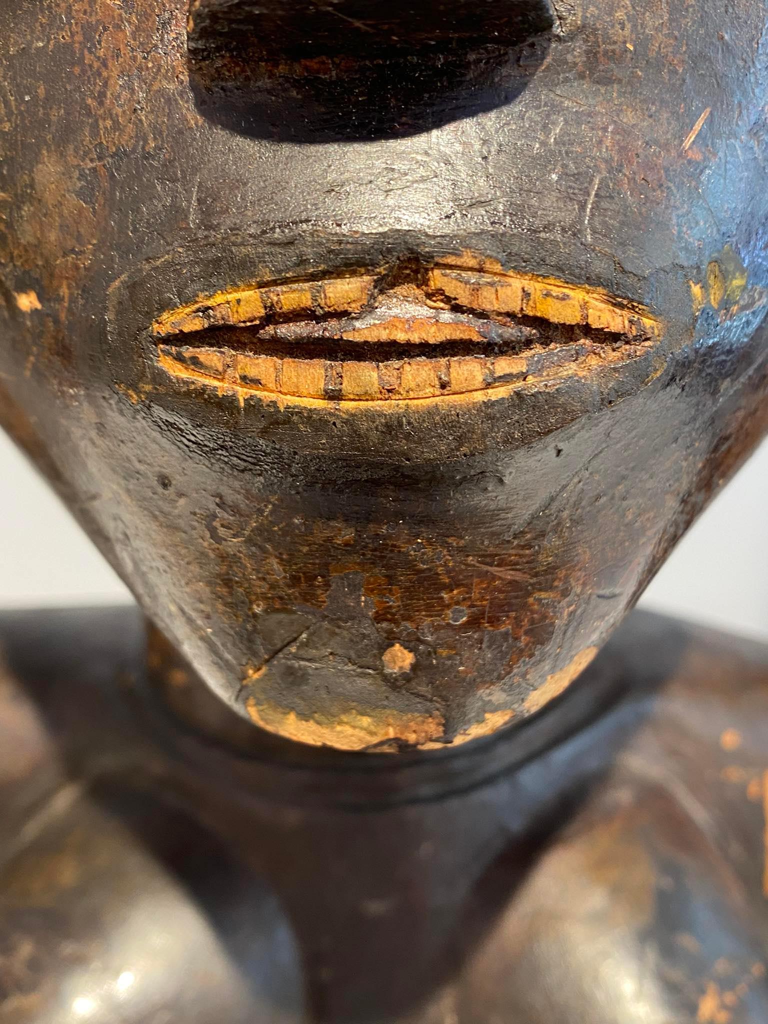Luba Royal antique caryatide intronisation emblème Mid Century Antiques DR Congo Africa en vente 3