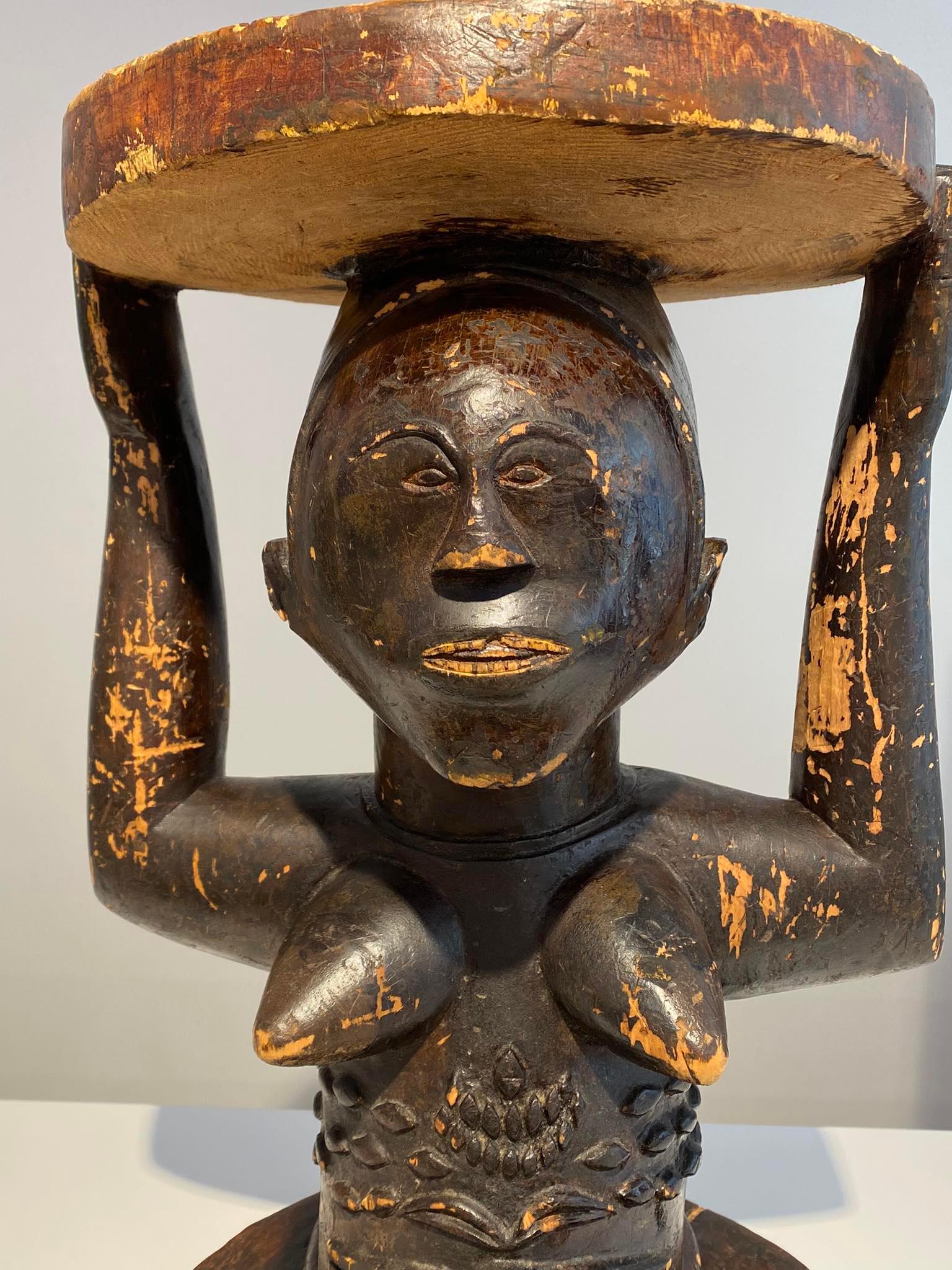 Luba Royal antique caryatide intronisation emblème Mid Century Antiques DR Congo Africa en vente 5