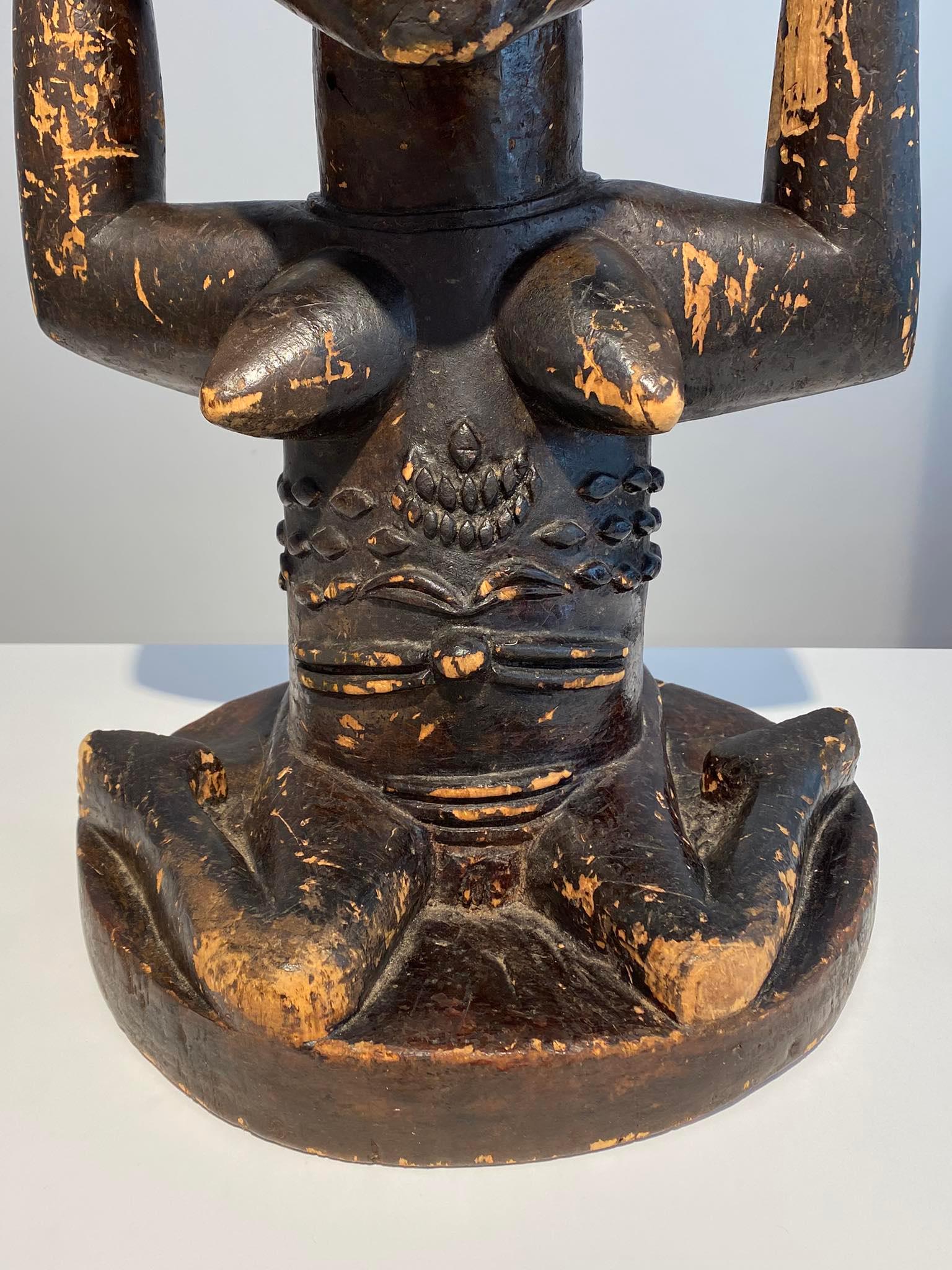 Luba Royal antique caryatide intronisation emblème Mid Century Antiques DR Congo Africa en vente 7