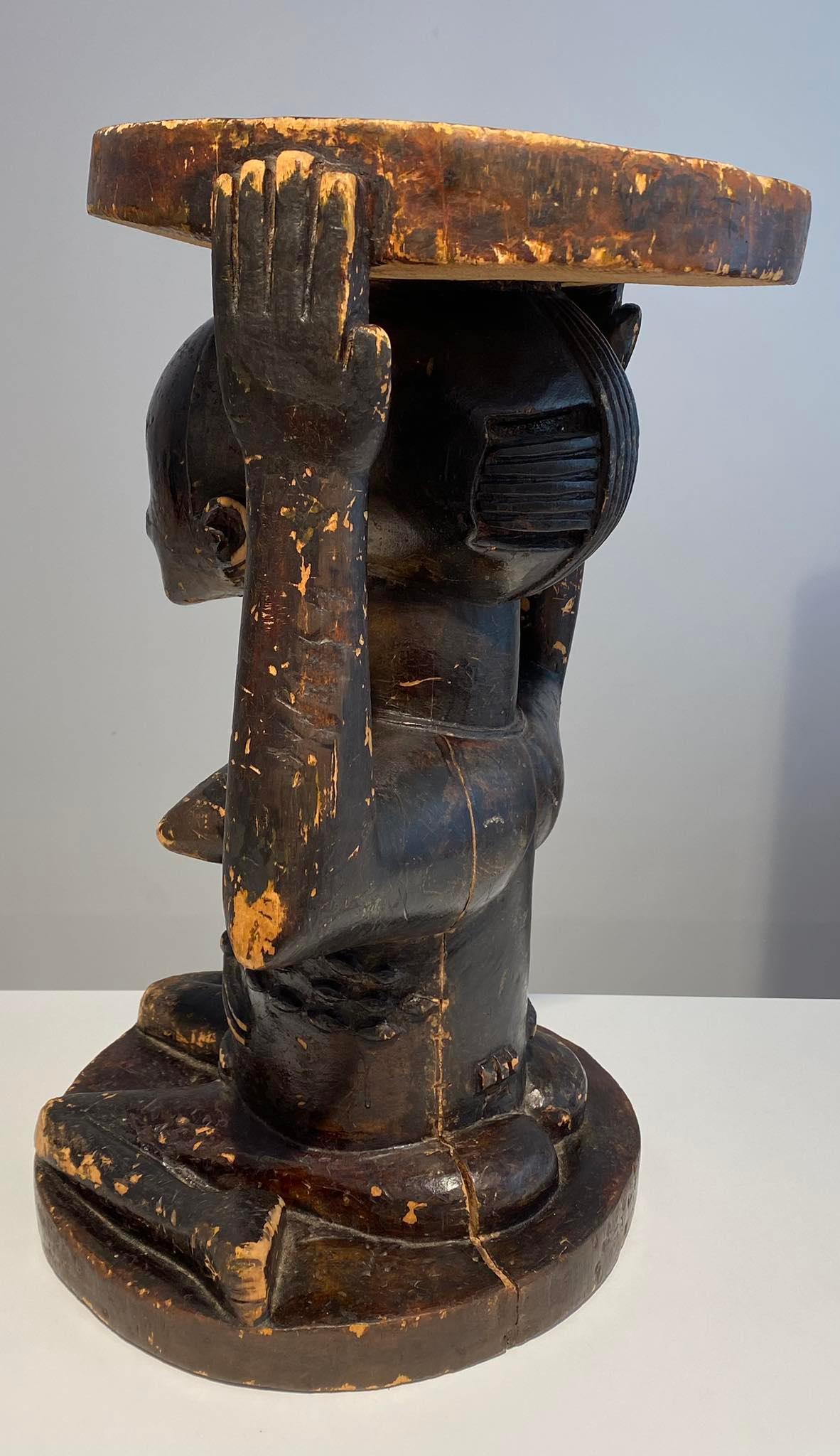 Primitif Luba Royal antique caryatide intronisation emblème Mid Century Antiques DR Congo Africa en vente