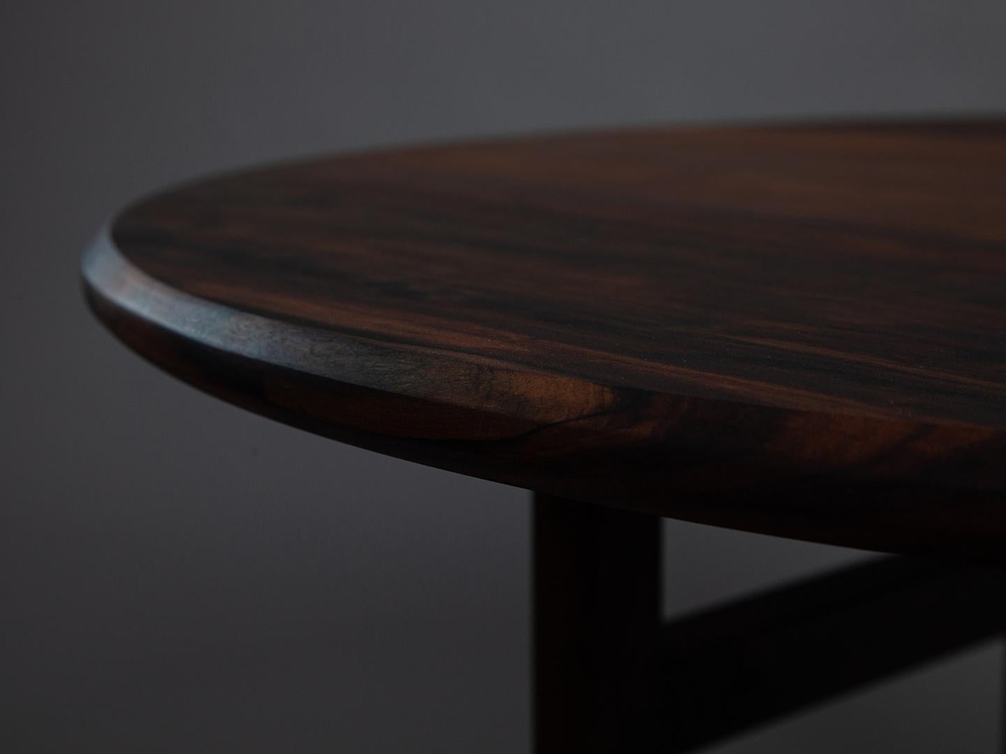 The Lubambo Table, Brazilian Solid Wood Using Mortise and Tenon Joinery In New Condition For Sale In São Paulo, SP