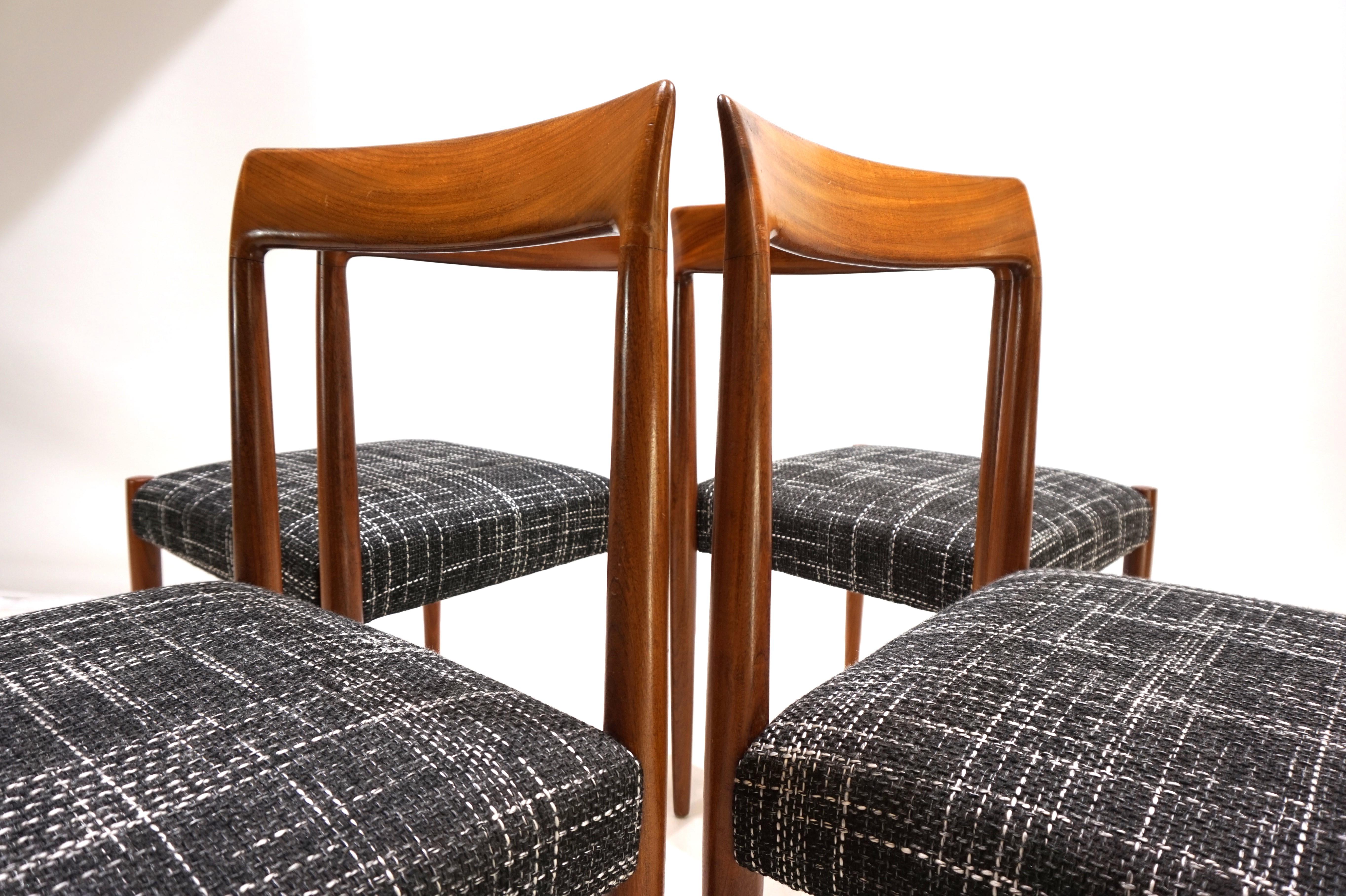 Set di 4 sedie da pranzo in teak Lübke, 1960 in vendita 7