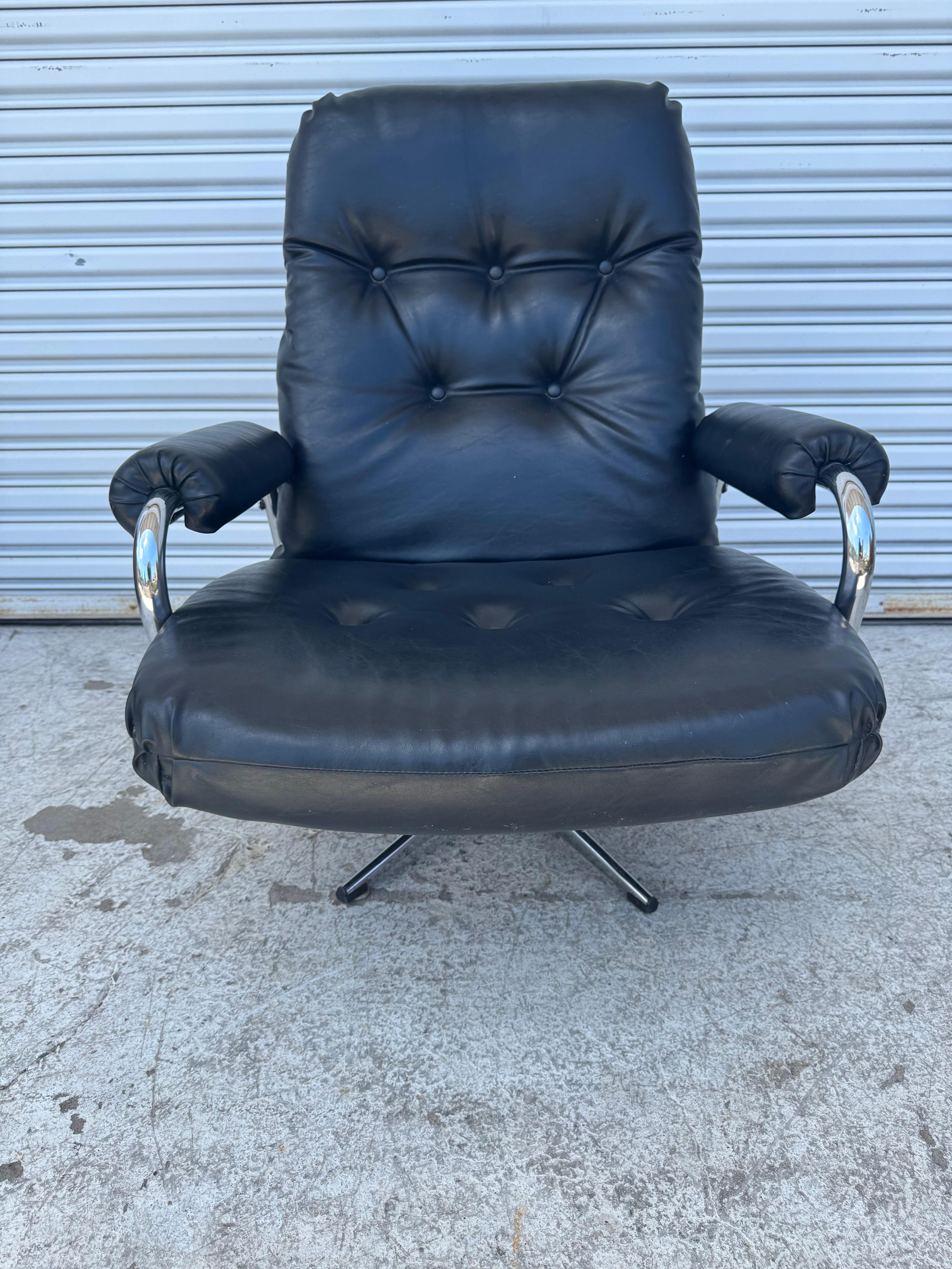 Lubra Easy Glider System Drehsessel im Zustand „Gut“ im Angebot in Pasadena, TX