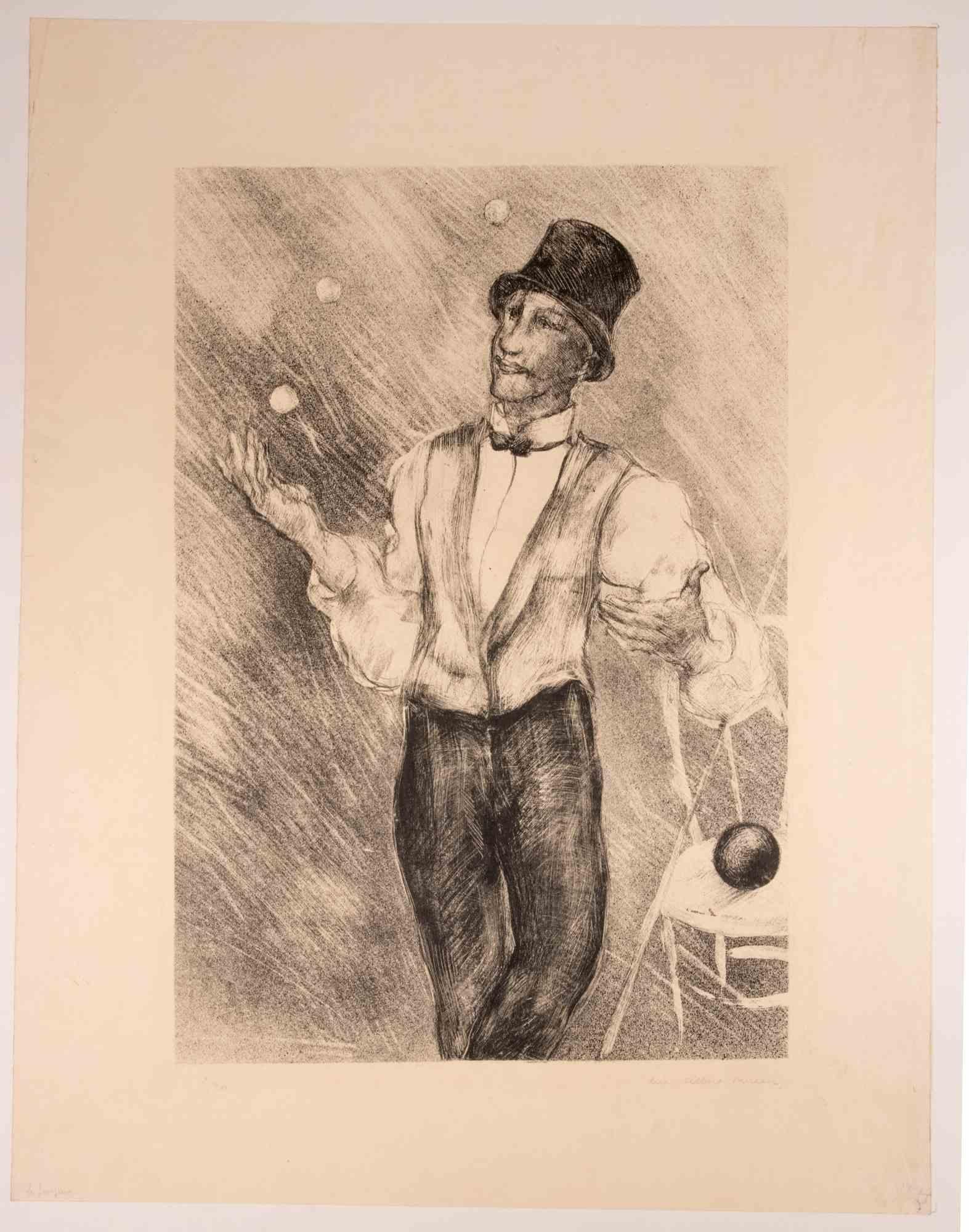 Juggler ist eine Lithographie auf elfenbeinfarbenem Papier von Luc Albert Moreau.

Das Kunstwerk ist in gutem Zustand, inklusive eines weißen Passepartouts aus Karton (65,5x50 cm).

Handsigniert in der rechten unteren Ecke, nummeriert auf der linken
