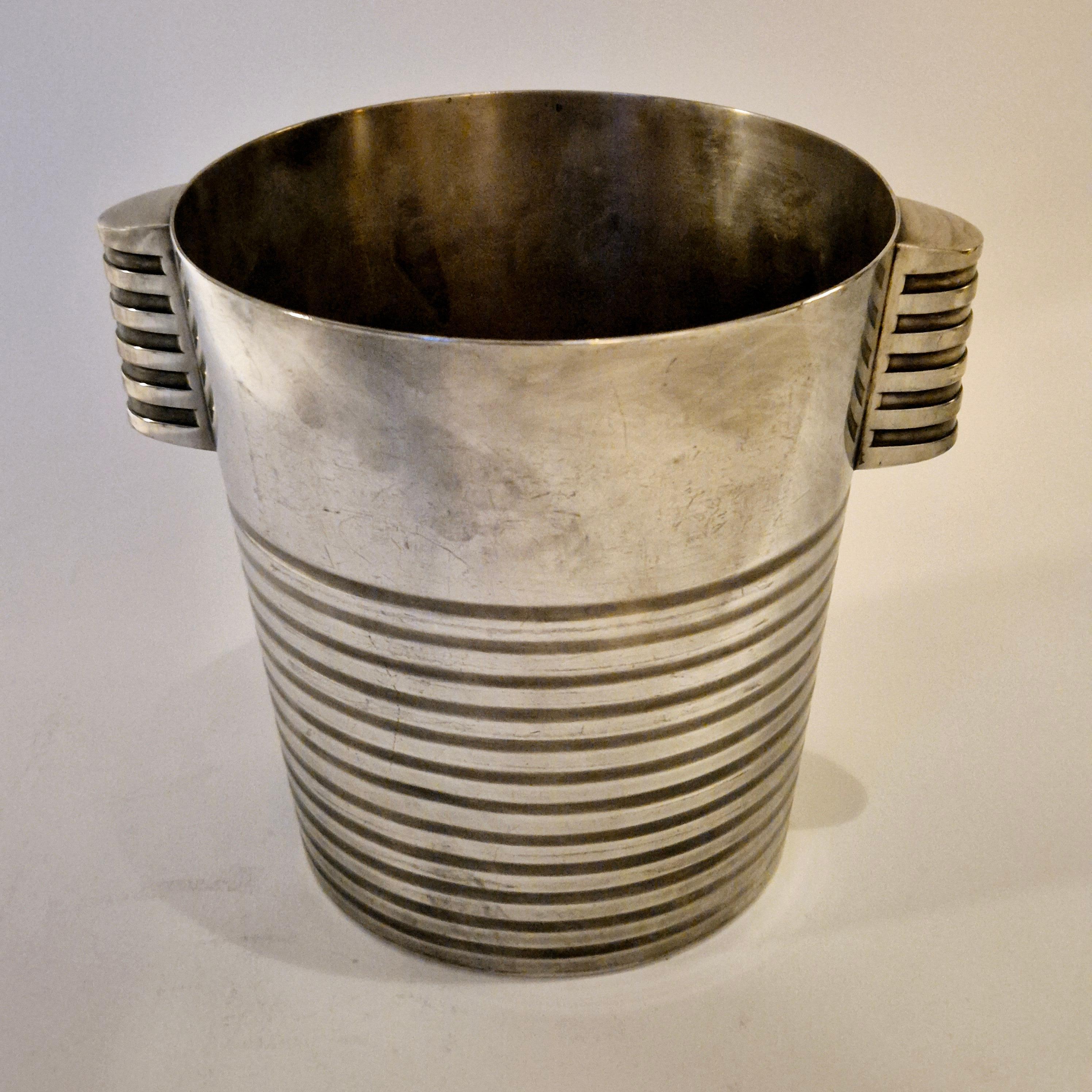 Metà XX secolo Luc Lanel, dispenser per champagne/vino, Christofle France 1930. in vendita