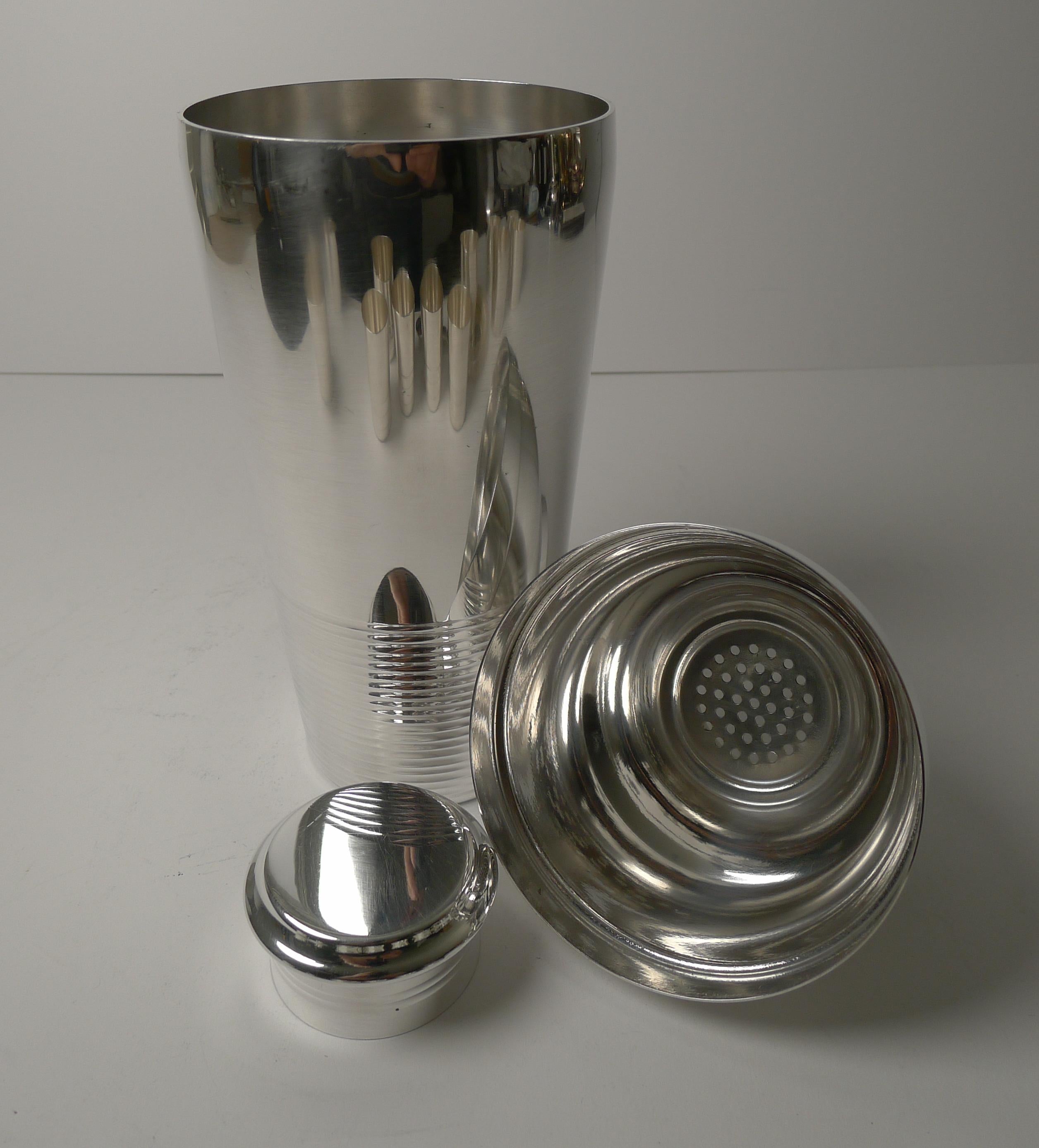 Luc Lanel per Christofle Ondulations Cocktail Shaker / Set da bar, 1930 ca. 3