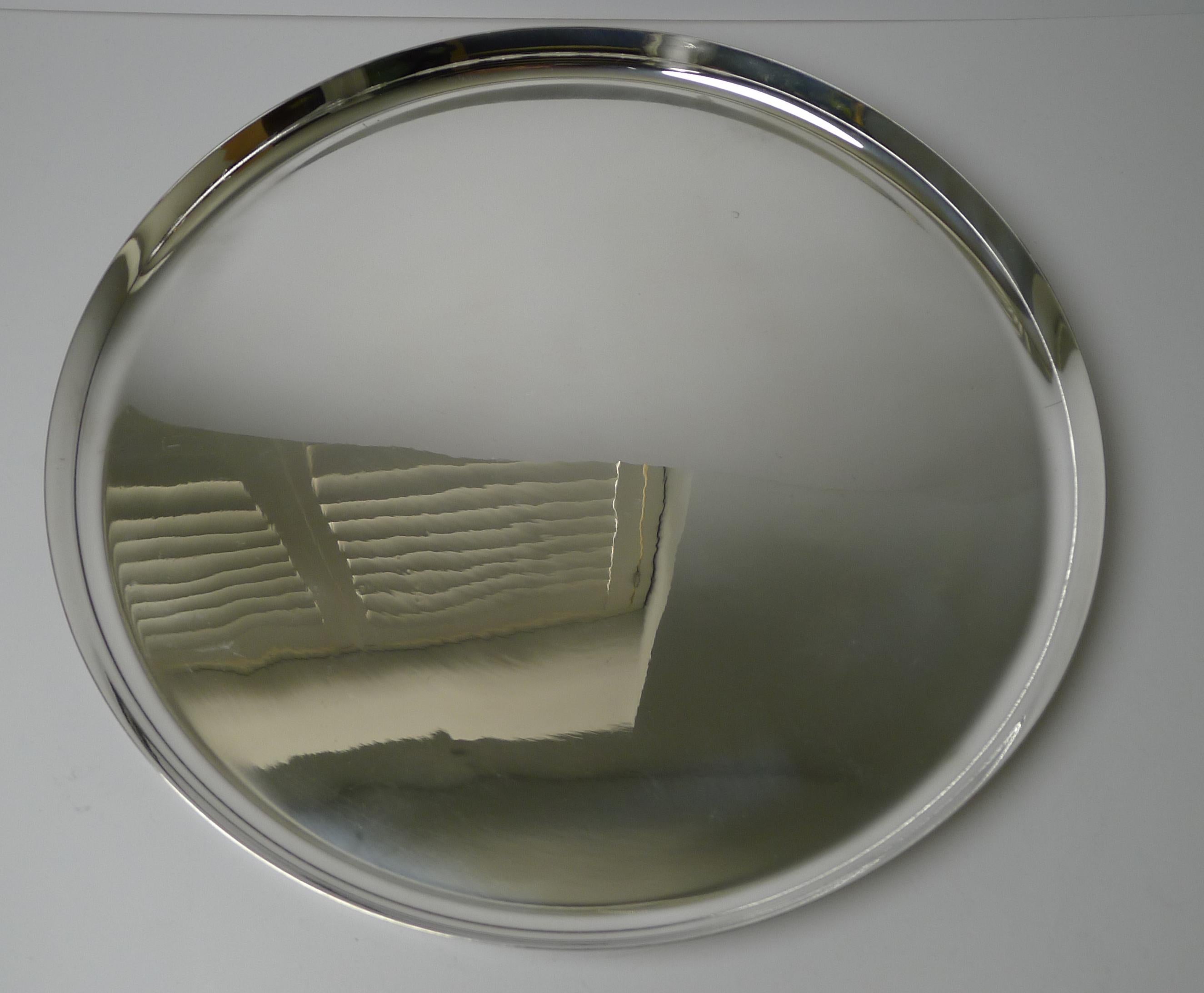 Luc Lanel per Christofle Ondulations Cocktail Shaker / Set da bar, 1930 ca. In condizioni buone a Bath, GB