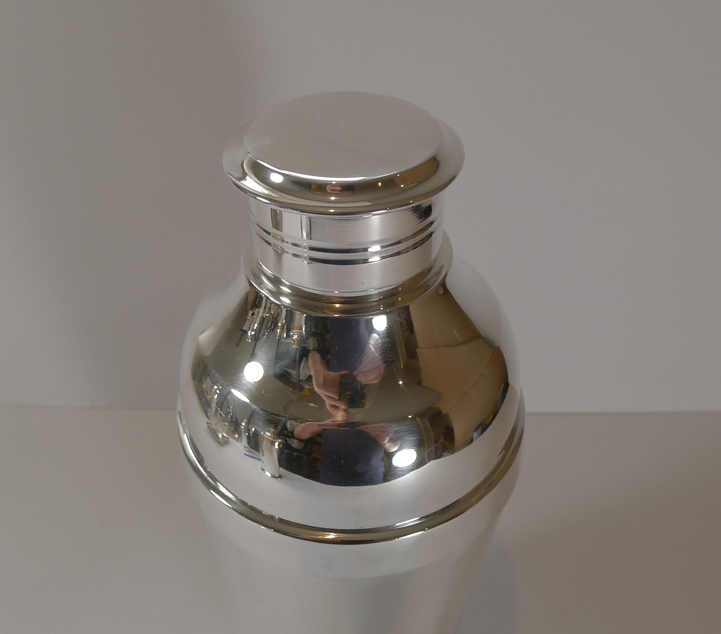 French Luc Lanel for Christofle, Ondulations Cocktail Shaker, c.1935