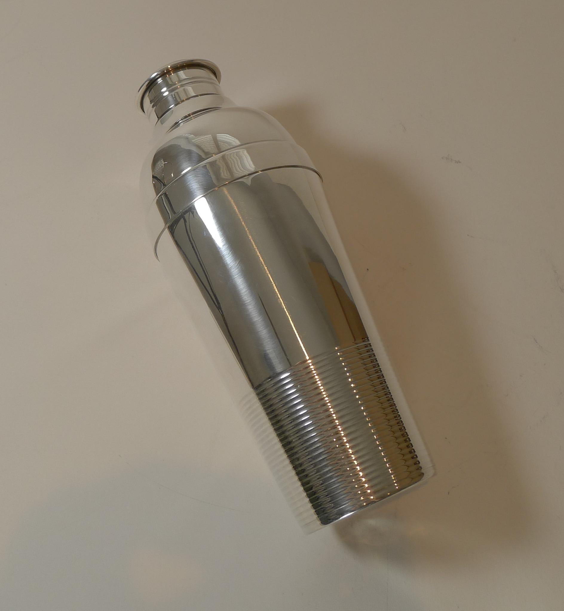 French Luc Lanel for Christofle, Ondulations Cocktail Shaker, c.1935