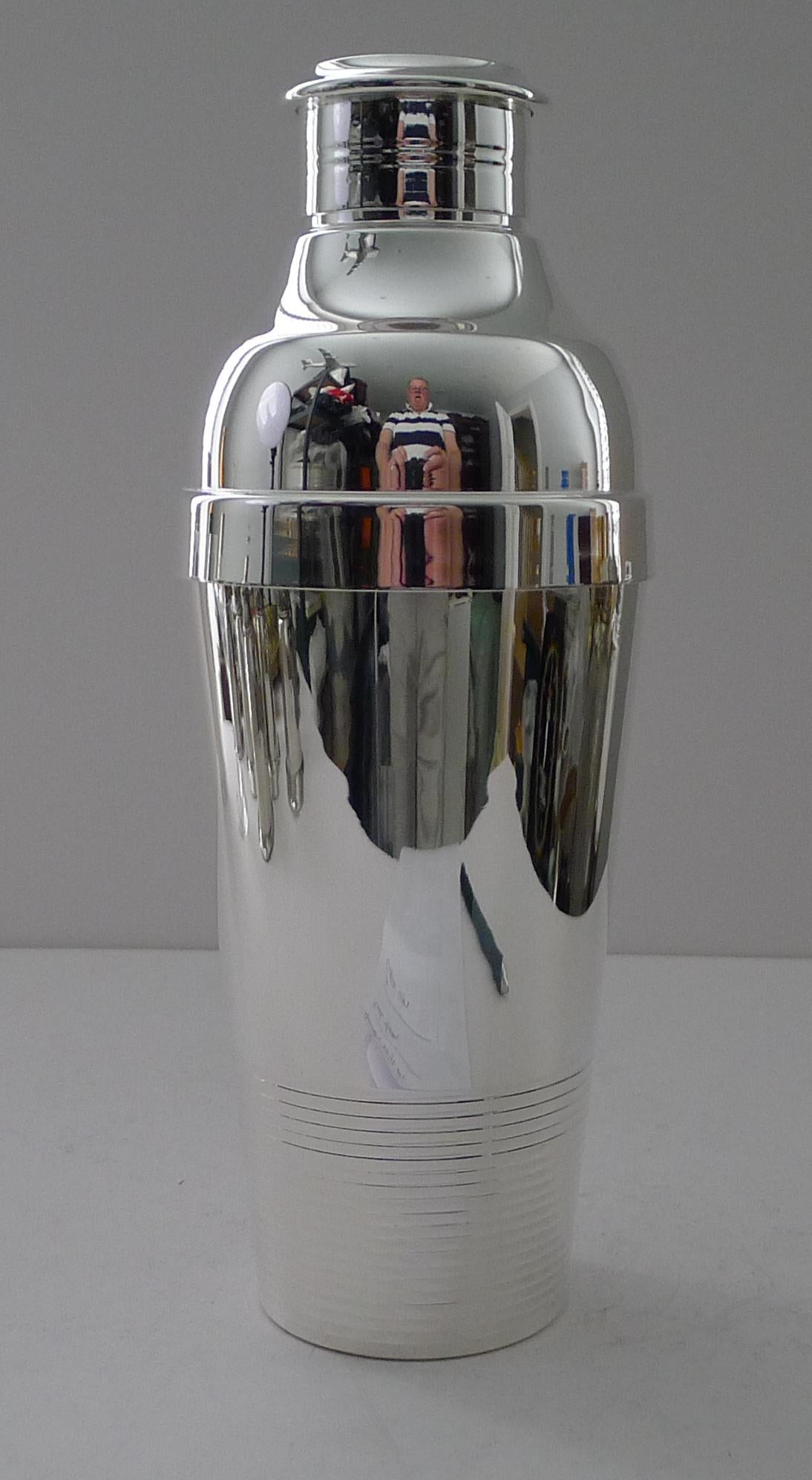 Luc Lanel für Christofle - Ondulations Cocktail Shaker um 1935 (Französisch)