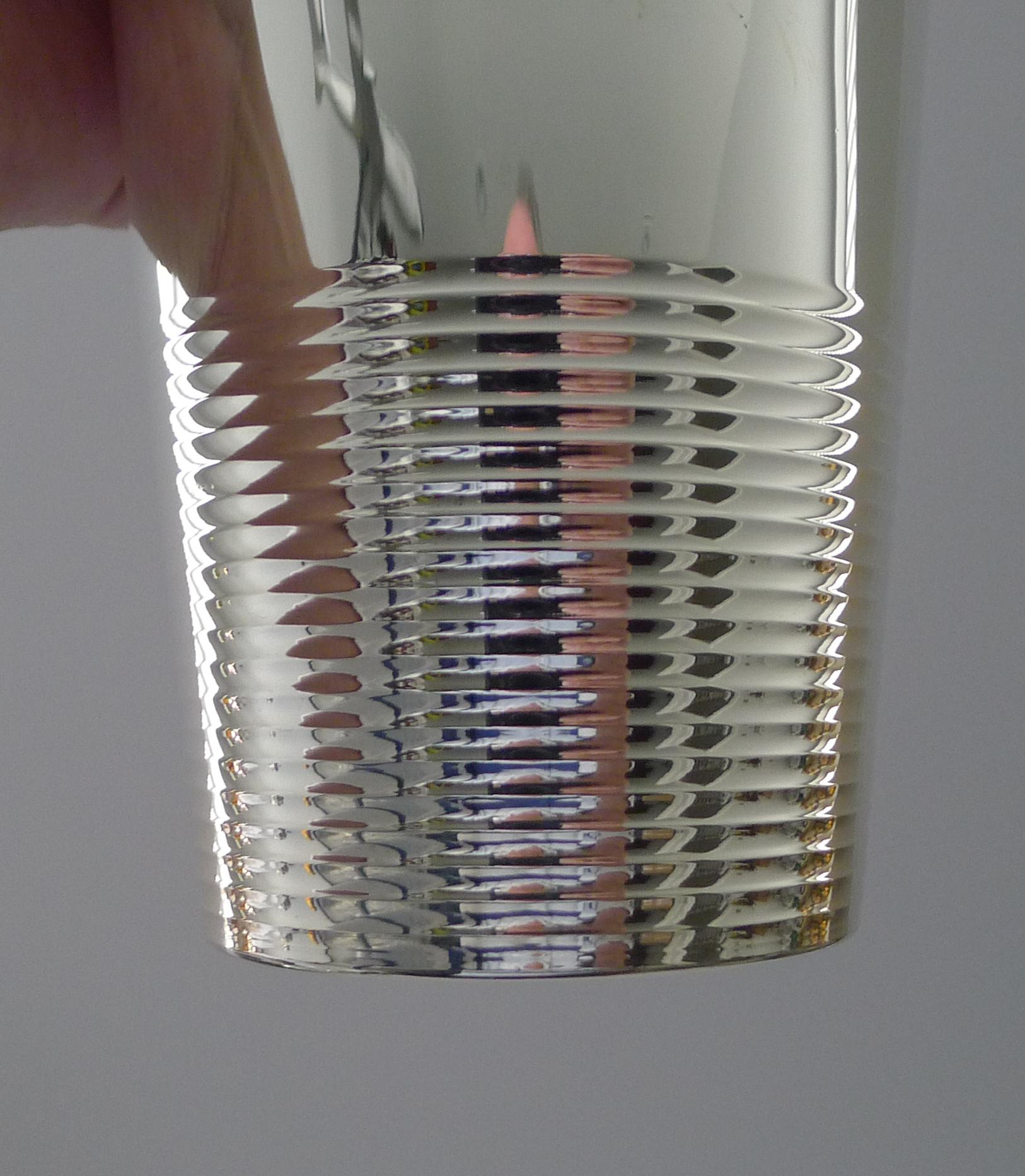 Français Shaker Ondulations de Luc Lanel pour Christofle, vers 1935 en vente