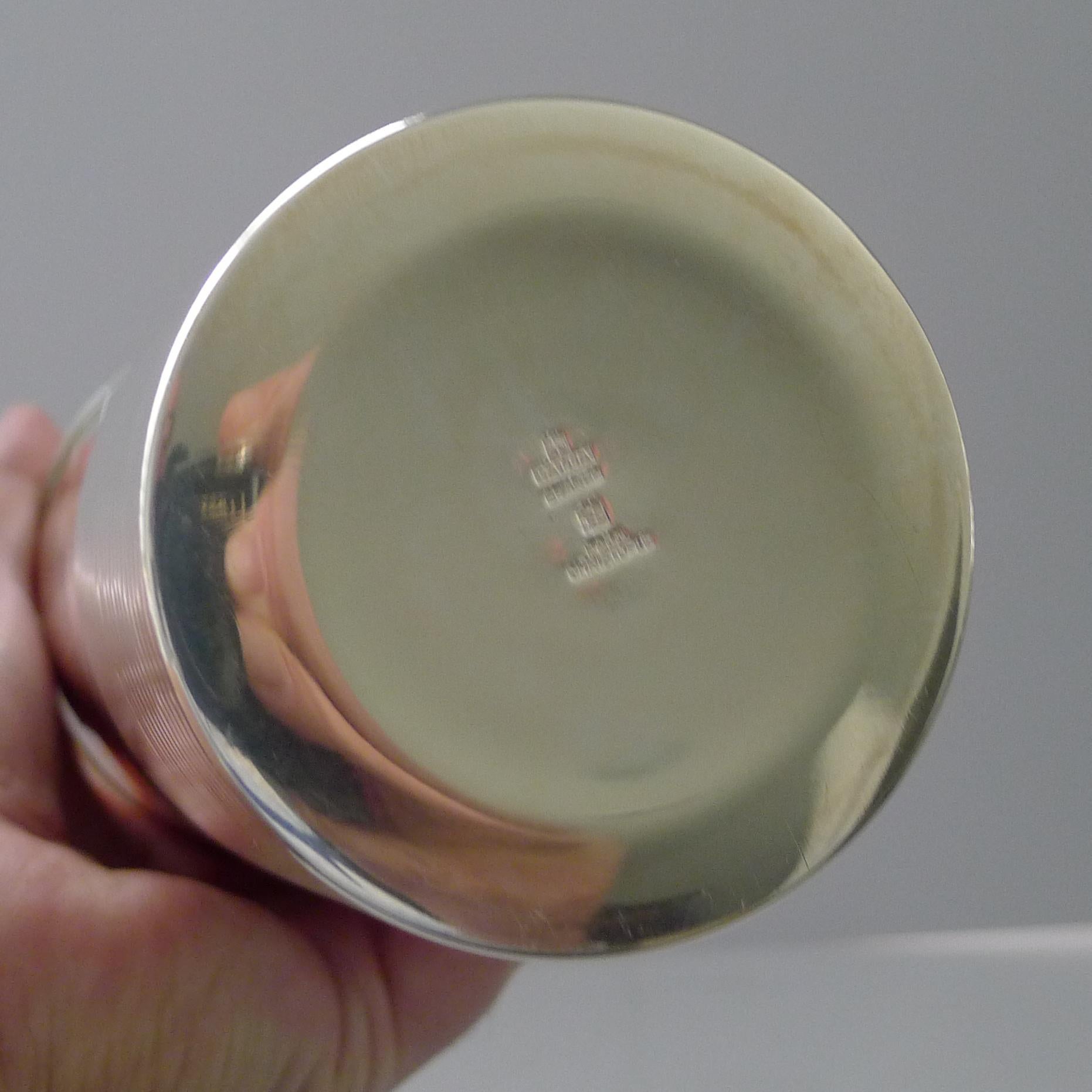 Shaker Ondulations de Luc Lanel pour Christofle, vers 1935 Bon état - En vente à Bath, GB