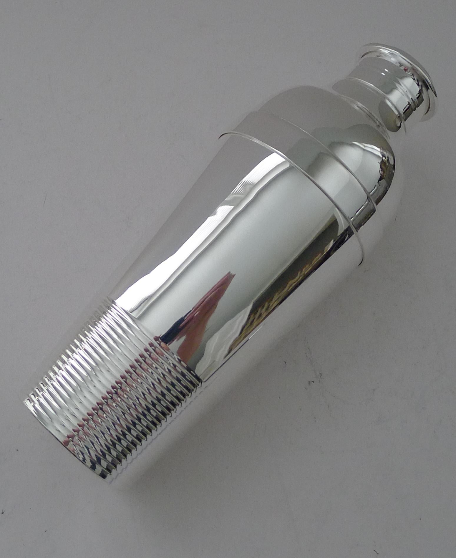 Luc Lanel für Christofle - Ondulations Cocktail Shaker um 1935 (Mitte des 20. Jahrhunderts)