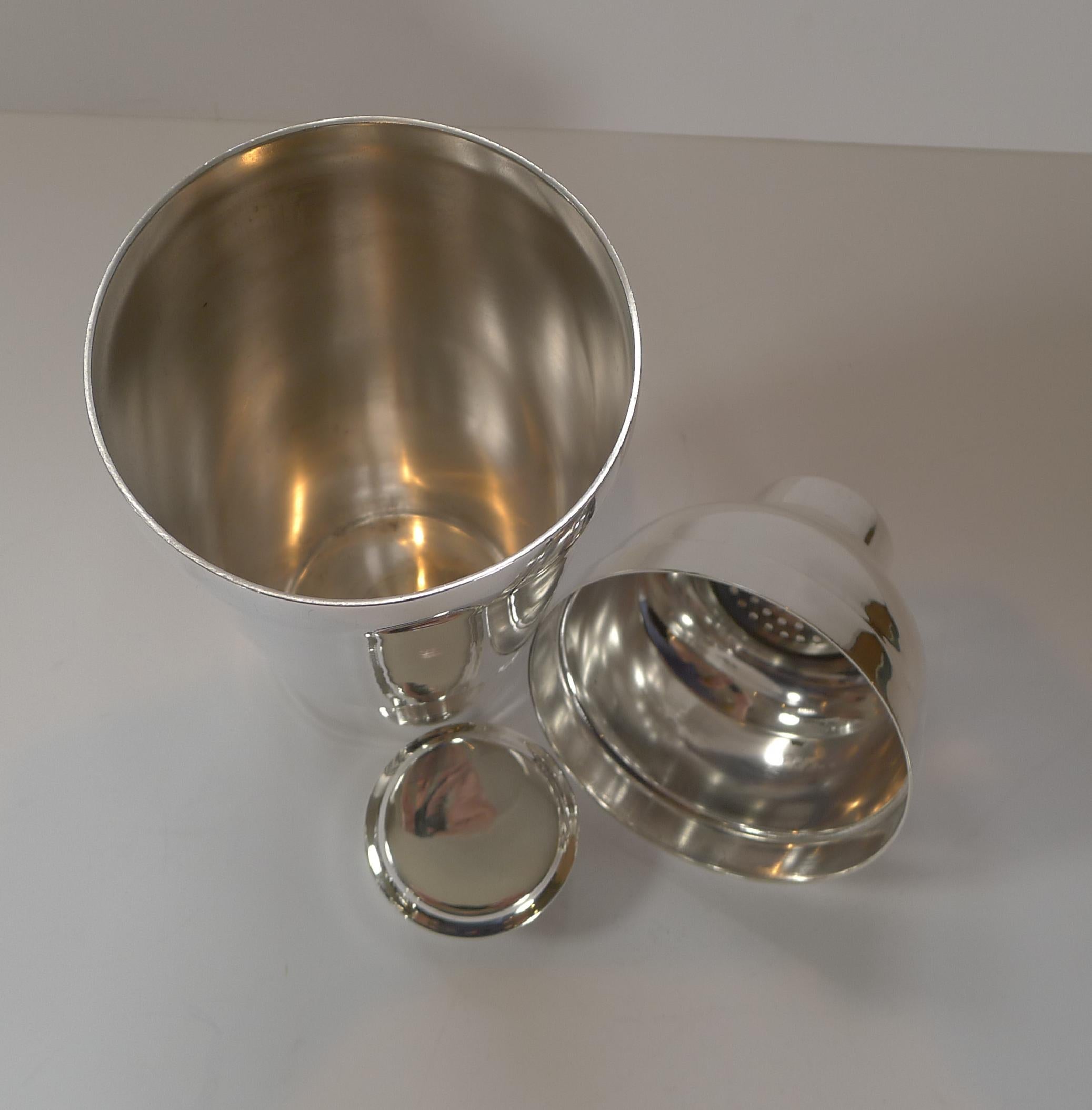 Silver Plate Luc Lanel for Christofle, Ondulations Cocktail Shaker, c.1935