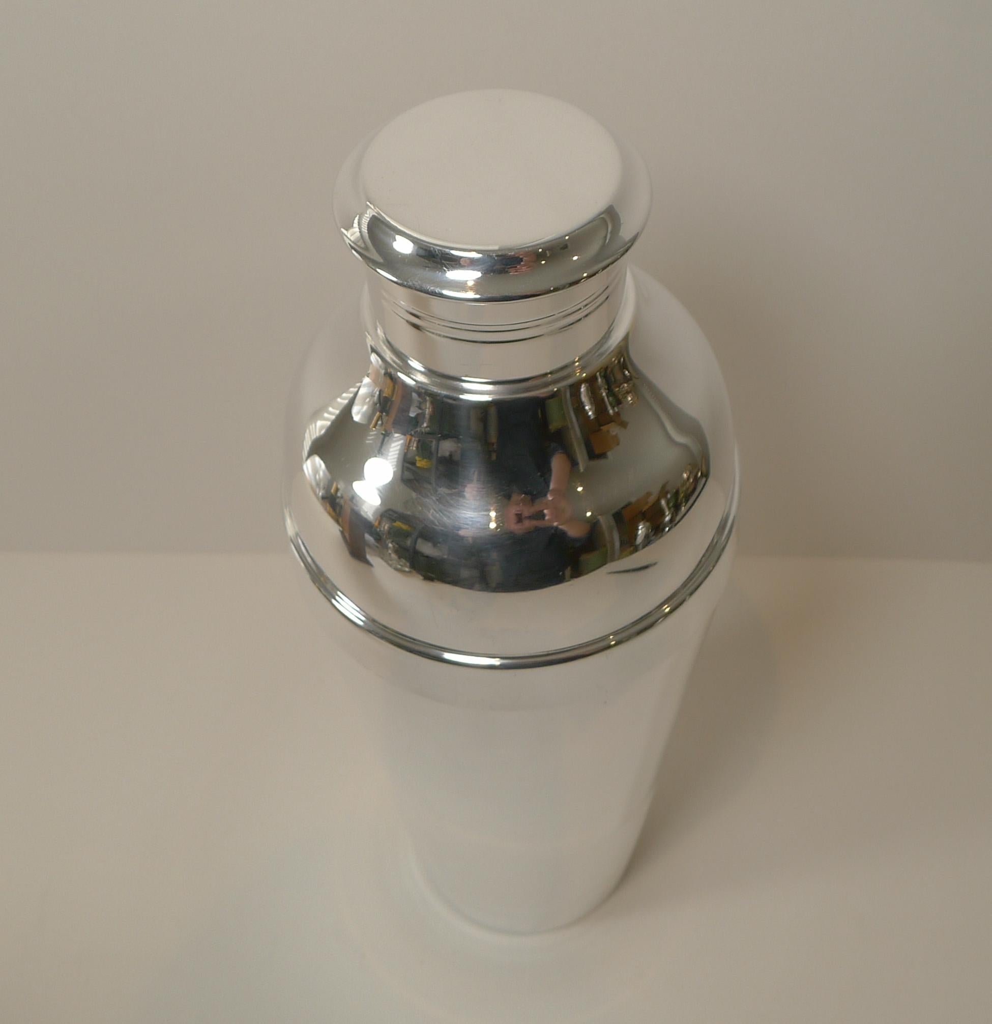 Silver Plate Luc Lanel for Christofle, Ondulations Cocktail Shaker, c.1935