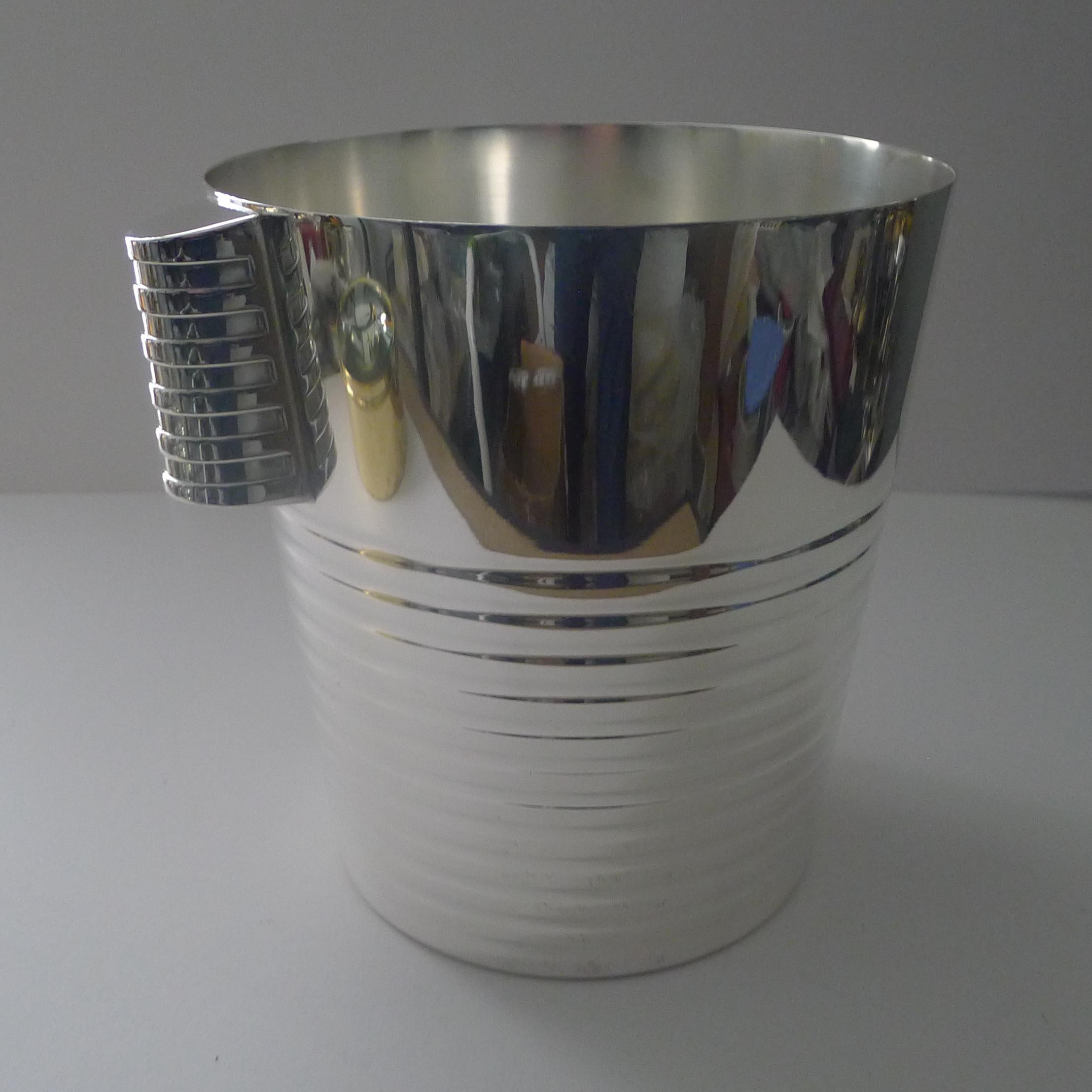 Luc Lanel for Christofle Wine / Champagne Cooler - Ondulations c.1932 Art Decó en venta