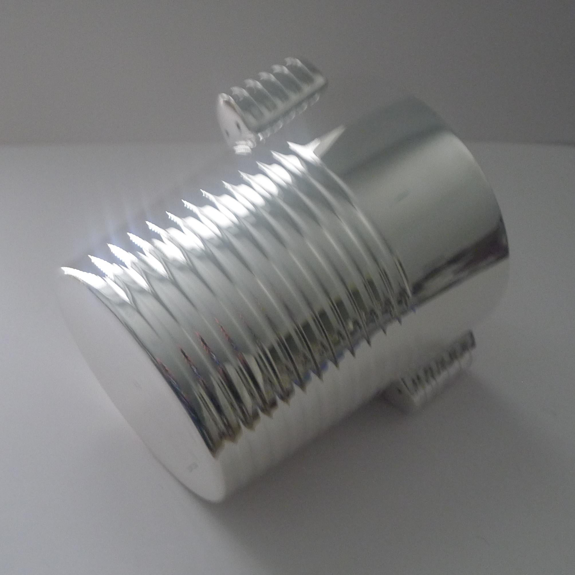 Luc Lanel for Christofle Wine / Champagne Cooler - Ondulations c.1932 en Bueno estado para la venta en Bath, GB