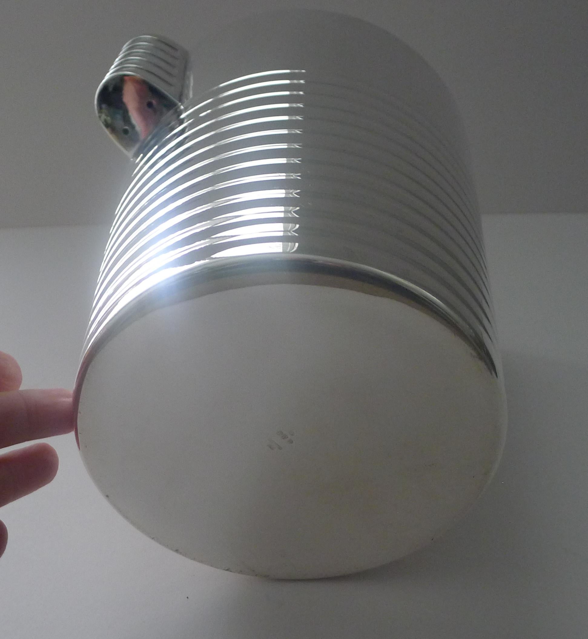 Luc Lanel for Christofle Wine / Champagne Cooler - Ondulations c.1932 mediados del siglo XX en venta