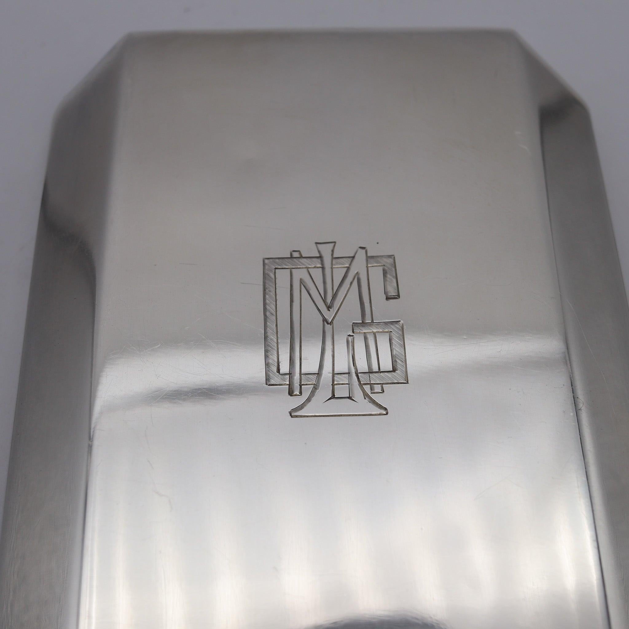 Metà XX secolo LUC LANEL Paris For Christofle 1930 Art Deco Mirror Geometrico Placcato Argento in vendita