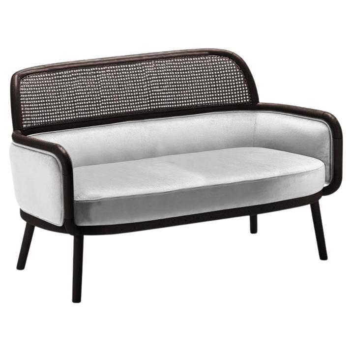 Luc Sofa Klein mit Eschenholz-Asche-056-5 und Aluminium