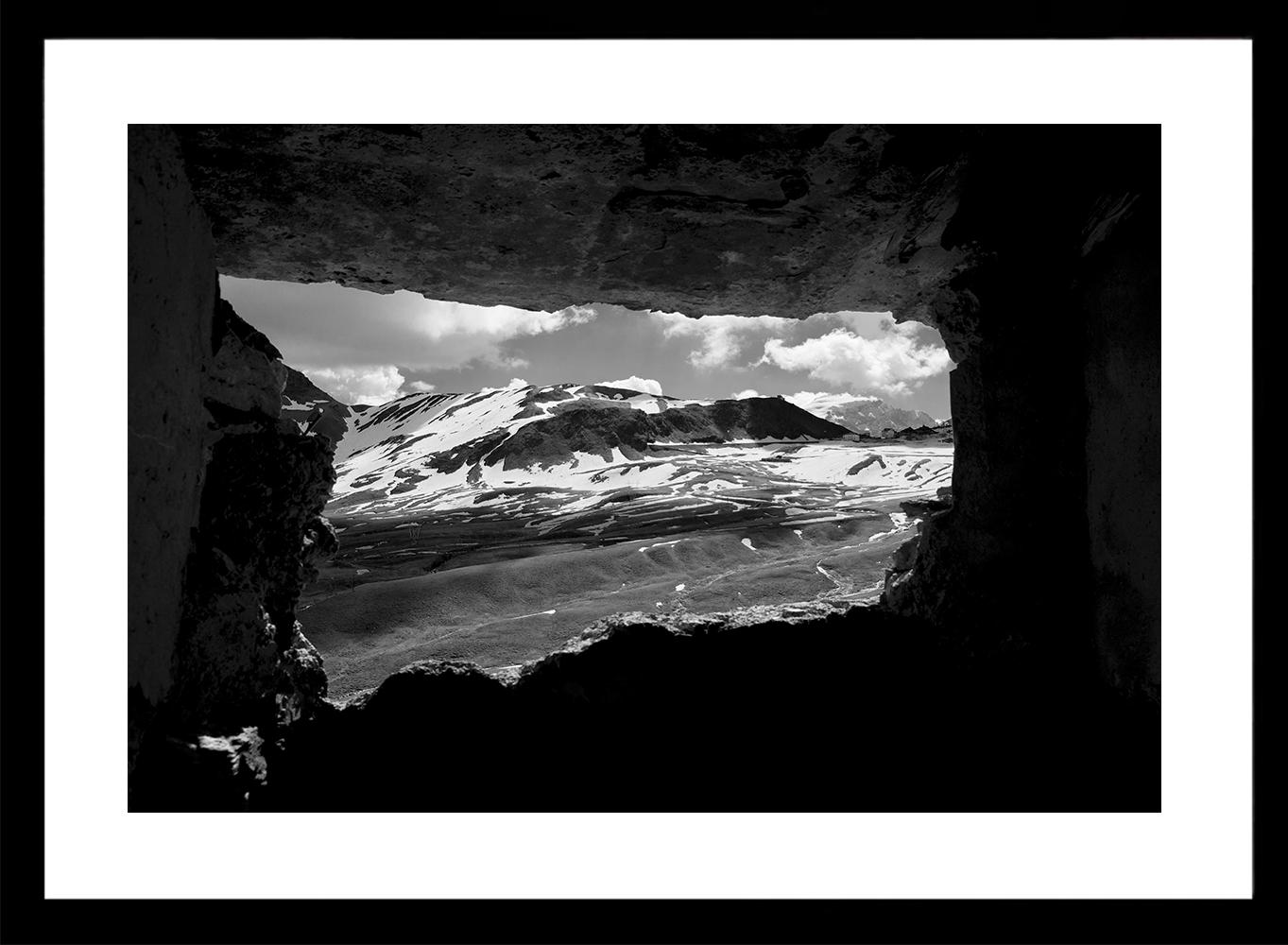 Luca Artioli Black and White Photograph - A Fatal Pass, The Window on the enemy. Black and White landscape Photograph