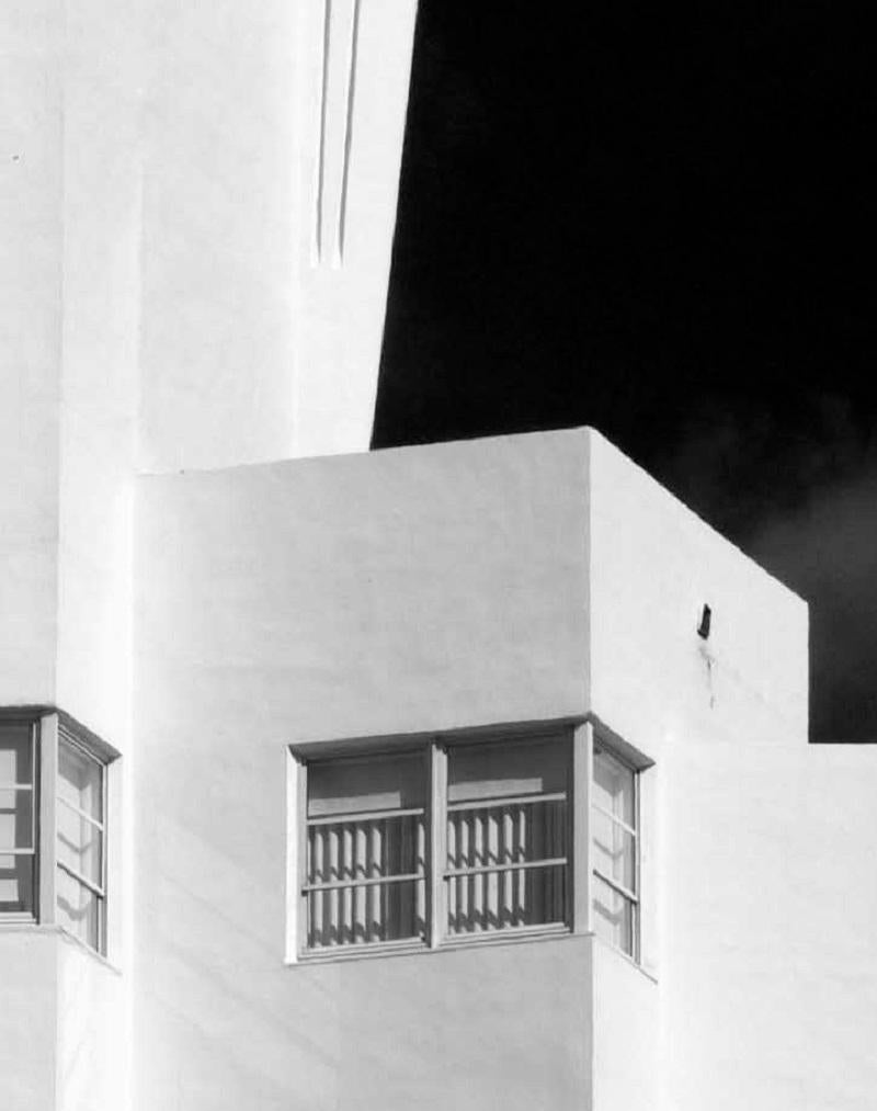 Art Deco Delano Hotel. Miami Beach Black and White Architectural landscape Photo - Contemporary Photograph by Luca Artioli