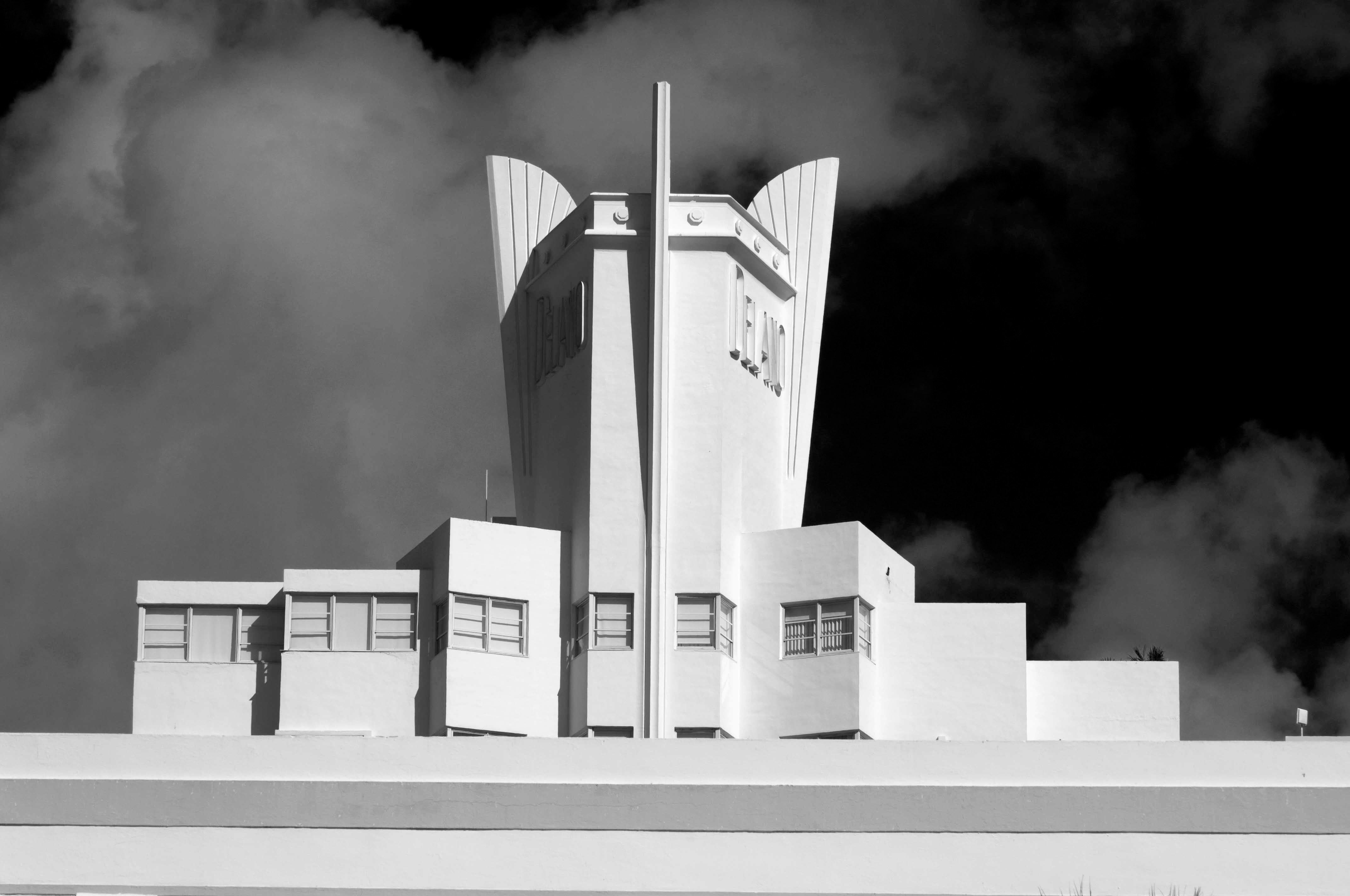 Luca Artioli Landscape Photograph - Art Deco Delano Hotel. Miami Beach Black and White Architectural landscape Photo