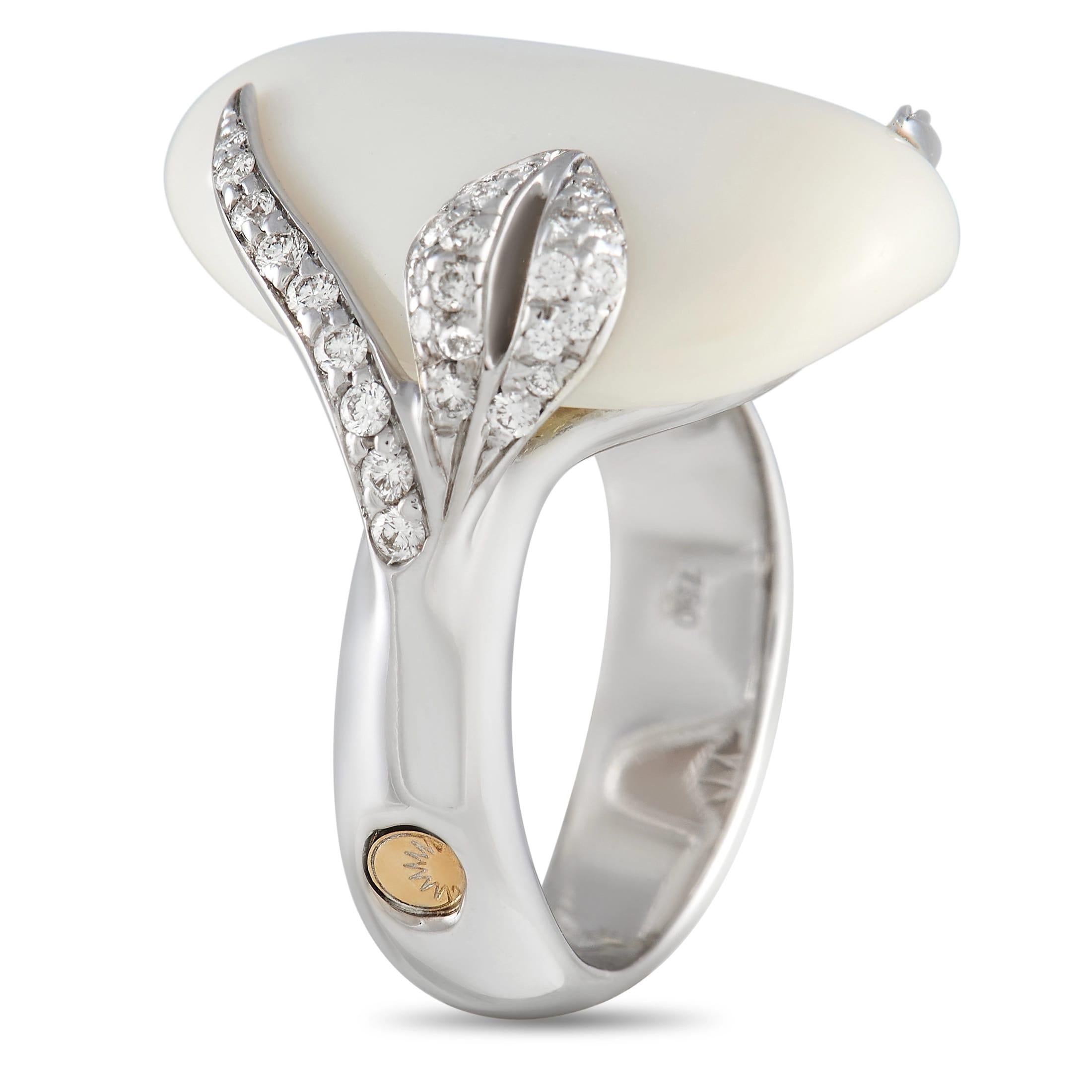 Feminine elegance defines this Luca Carati ring. This piece that is handmade in Italy features a 5mm band in 18K white gold topped with a hypnotizing white agate. The milky white hard stone features smooth and rounded edges and a beautiful frame of