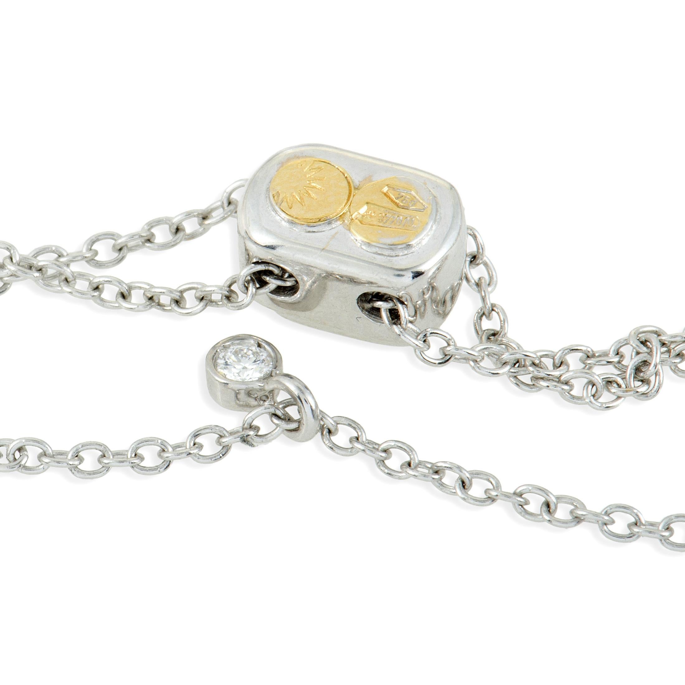 Women's Luca Carati 18 Karat White Gold Diamond Round Pendant Necklace