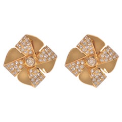 Luca Carati 18K Yellow Gold Diamond Flower Earrings 0.99Cttw