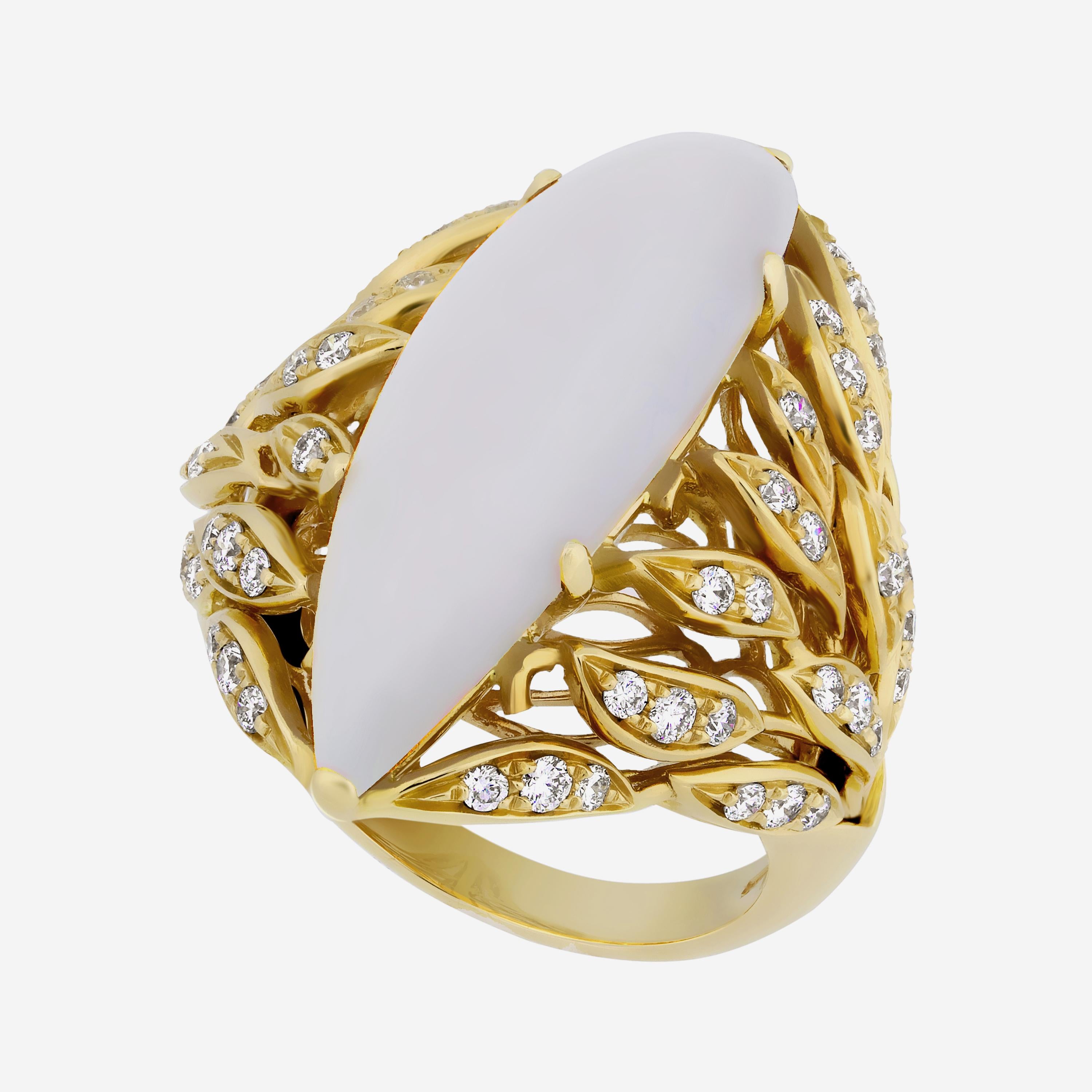 Contemporary Luca Carati 18K Yellow Gold, White Chalcedony and Diamond Ring sz 6.75 For Sale