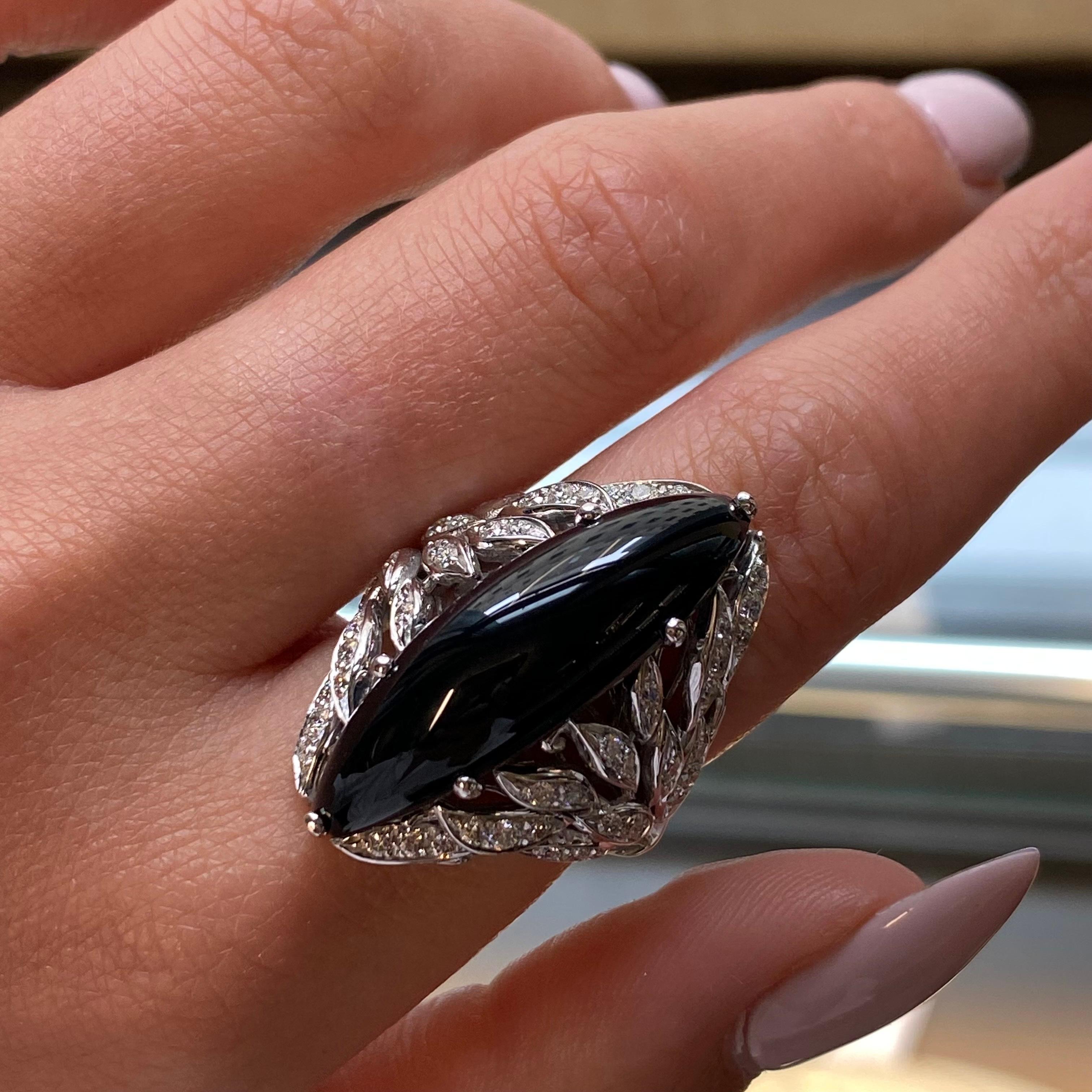 Women's Luca Carati Black Onyx Diamond Cocktail Ring 18K White Gold 0.79Cttw Size 6.5 For Sale