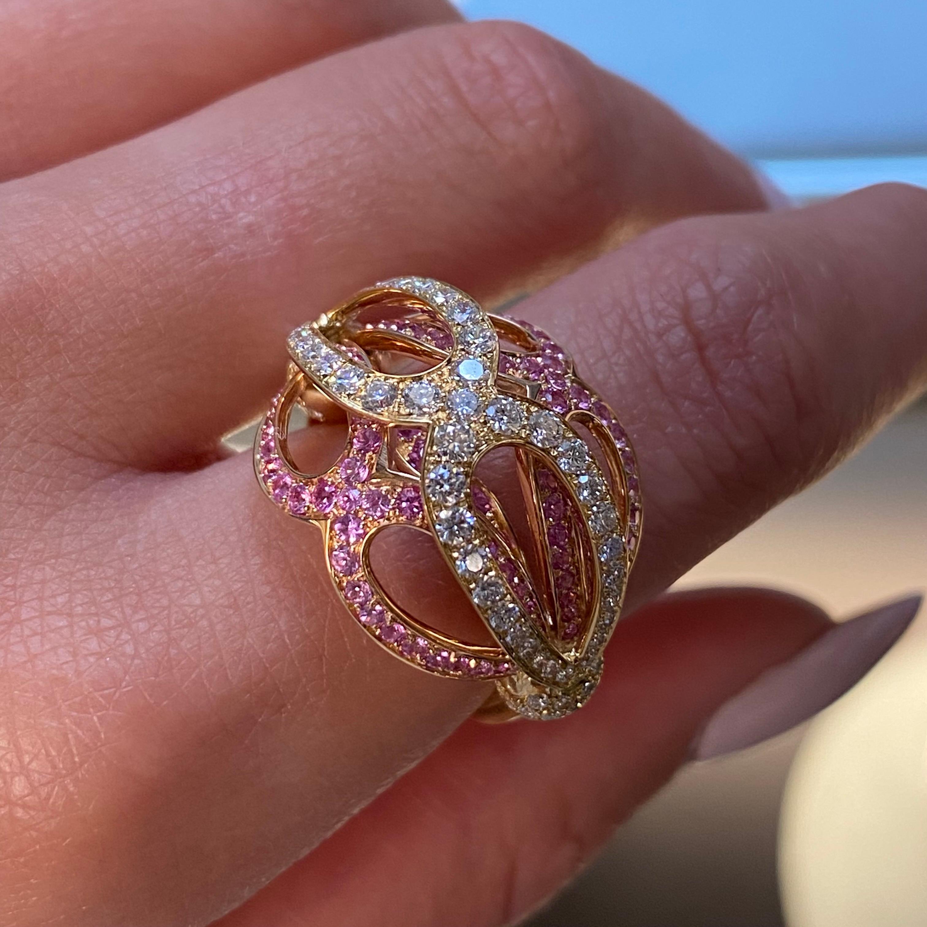 Round Cut Luca Carati Diamond & Pink Sapphire Cocktail Ring 18K Yellow Gold 1.06Cttw For Sale
