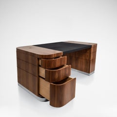 Luca Desk