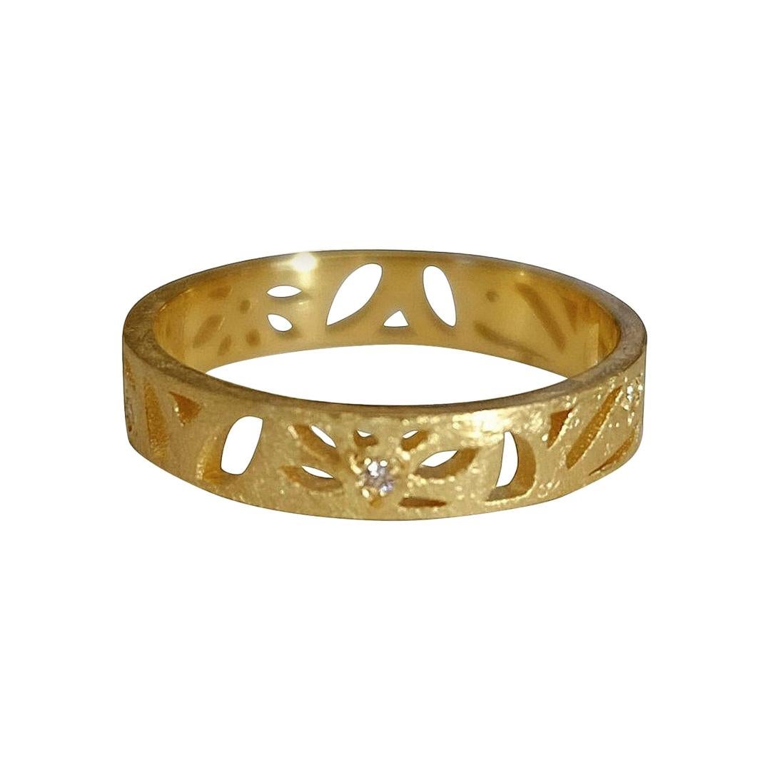 Luca Jouel Diamond Floral Motif Ring in Yellow Gold For Sale