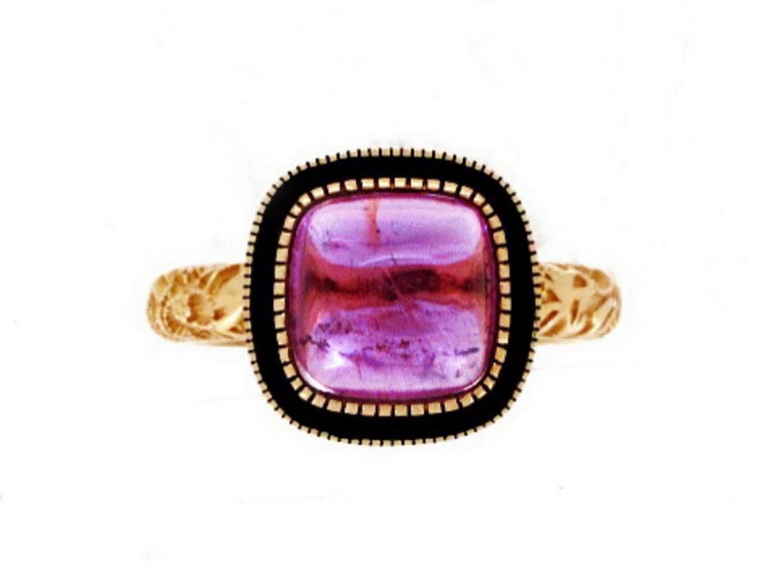 Luca Jouel Ornate Pink Tourmaline Cabochon Deco Style Ring in Yellow Gold For Sale 3