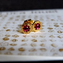 Luca Jouel Rhodolite Garnet Cabochon Deco Style Stud Earrings in Yellow Gold