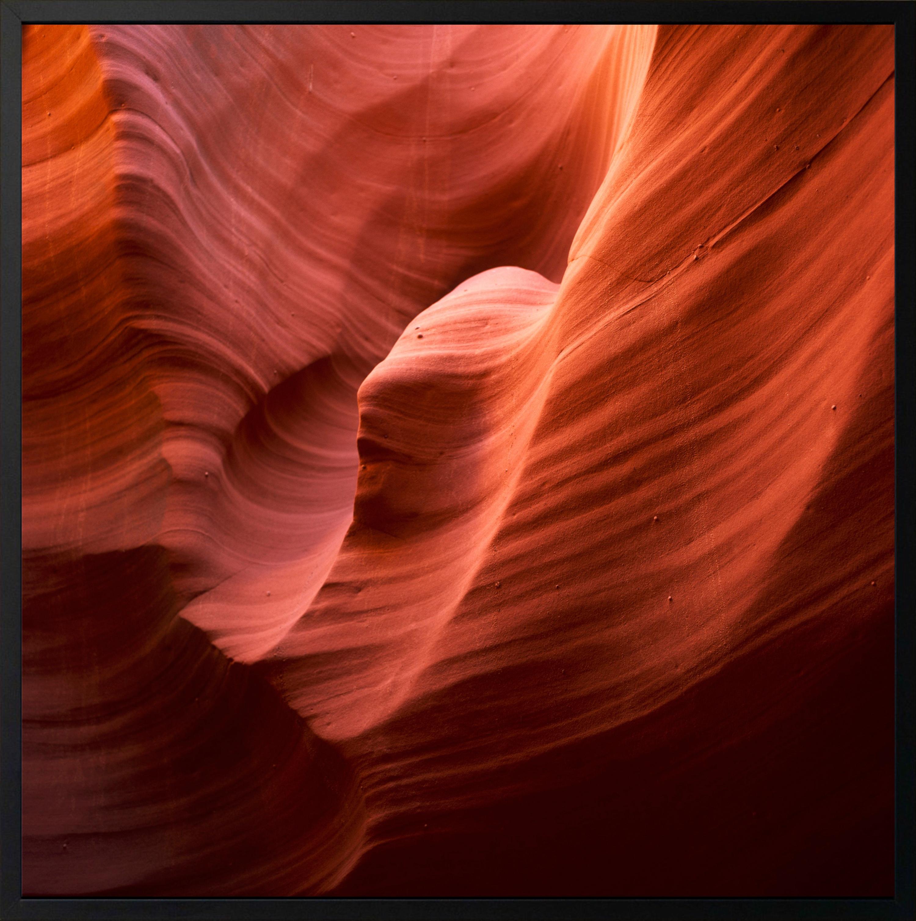 Strata XI von Luca Marziale - Contemporary fine art photography, Landschaft, Vivid im Angebot 2