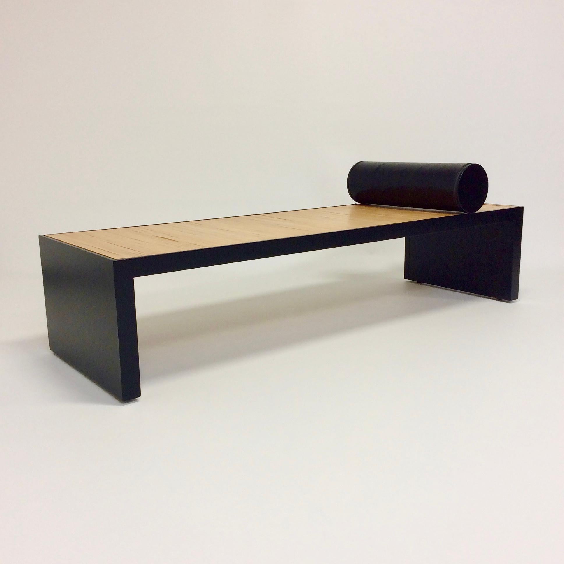 Lacquered Luca Meda Daybed 