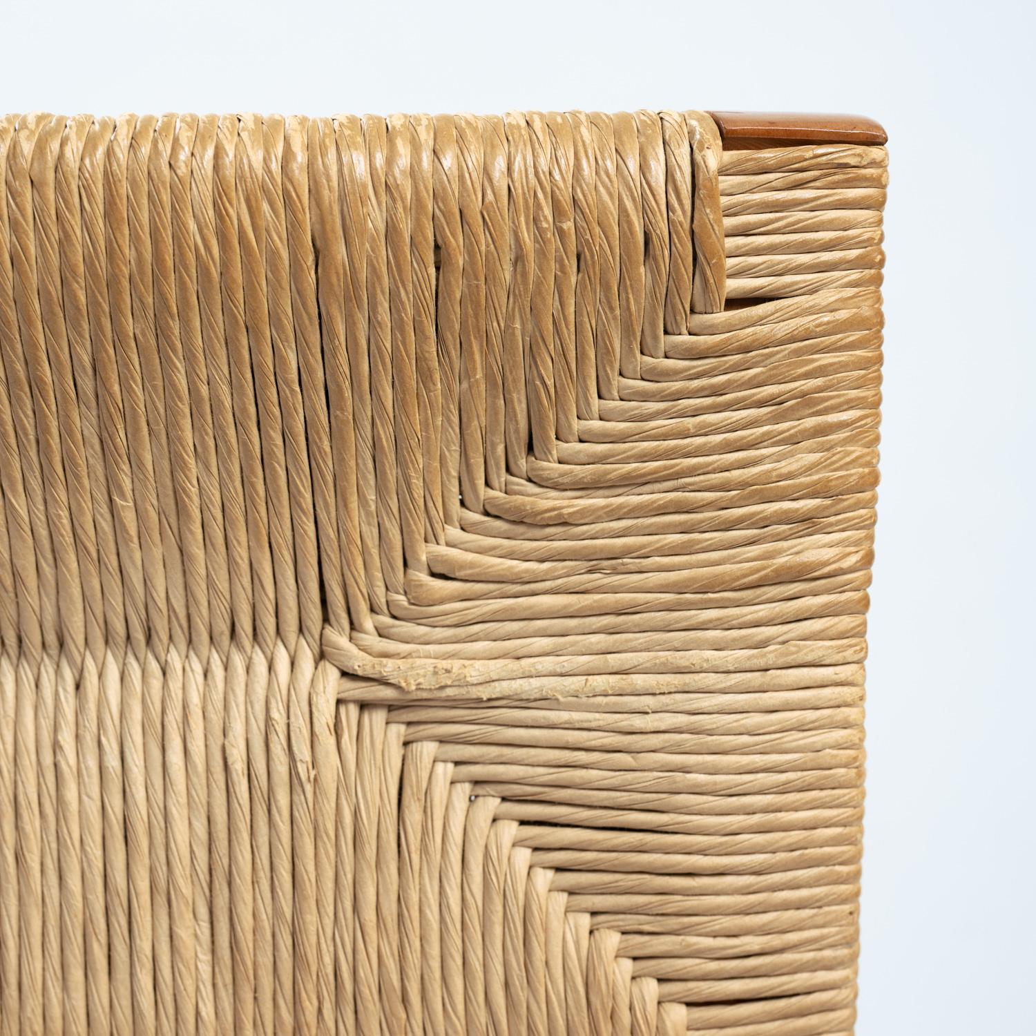 Hand-Woven Luca Meda Risiedo rope walnut dining chairs by for Molteni, Italy 1980s