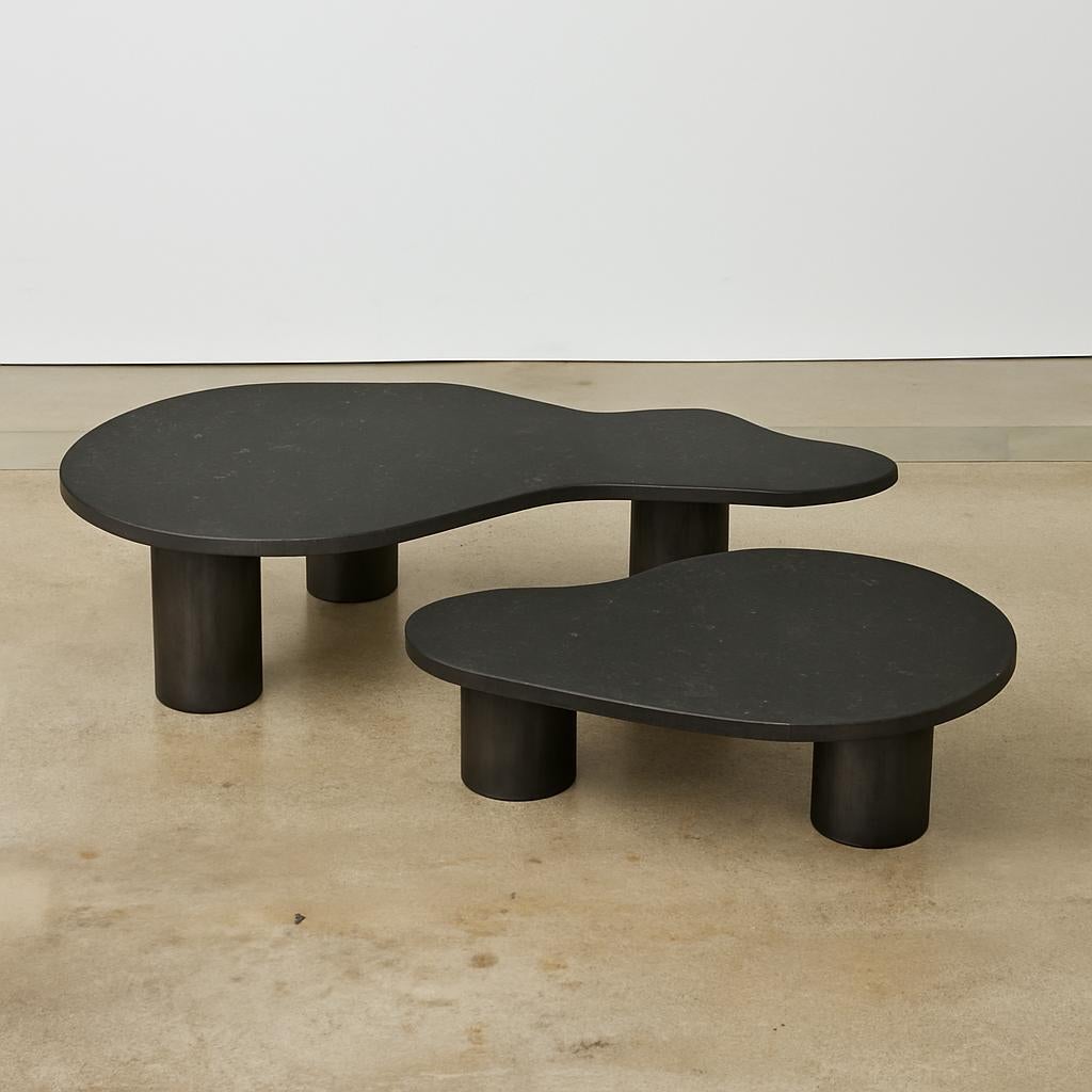 Luca Table - Large Travertine stone table with bronze embossed legs For Sale 6