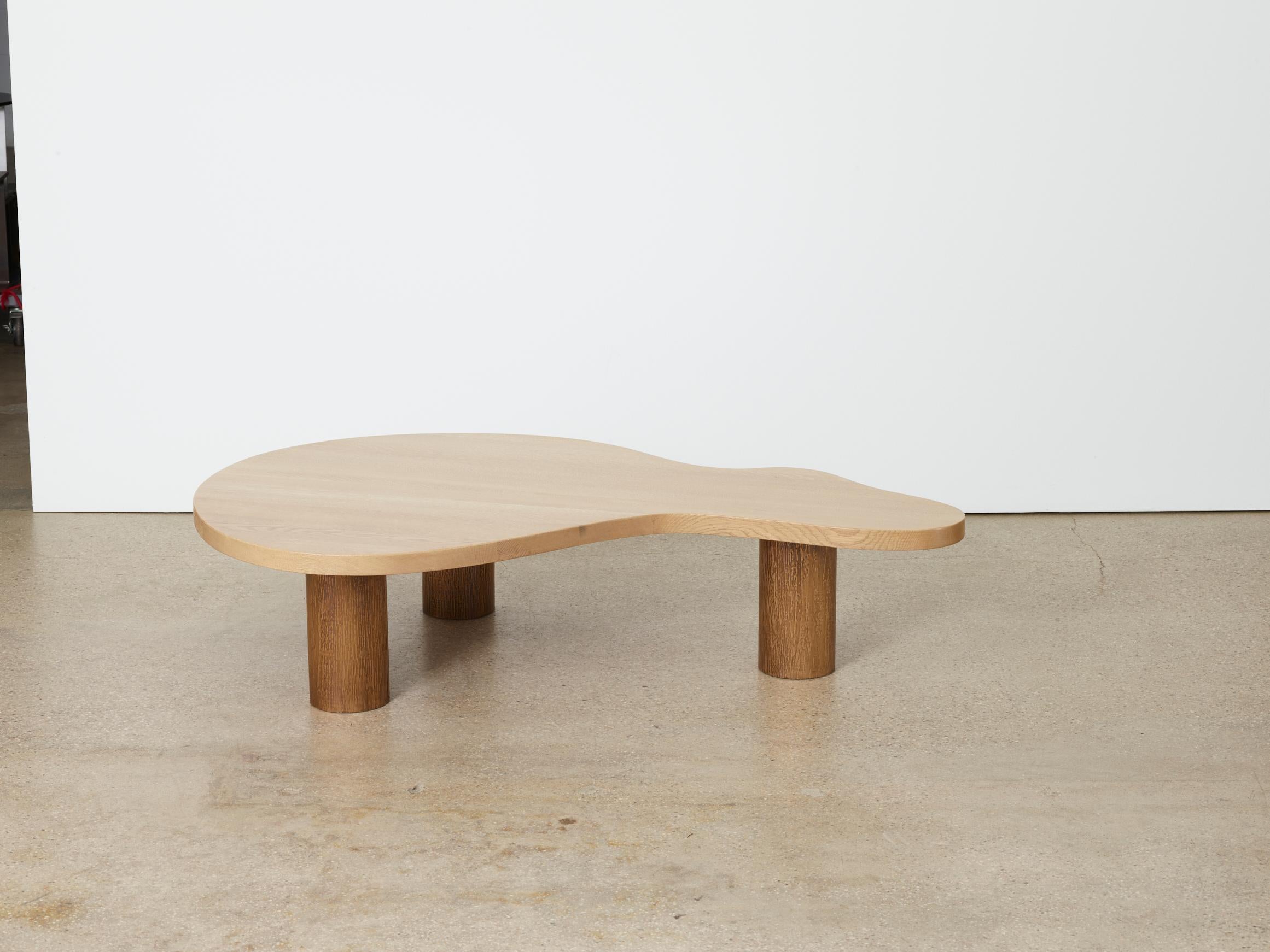 Luca Table - Large Travertine stone table with bronze embossed legs For Sale 9