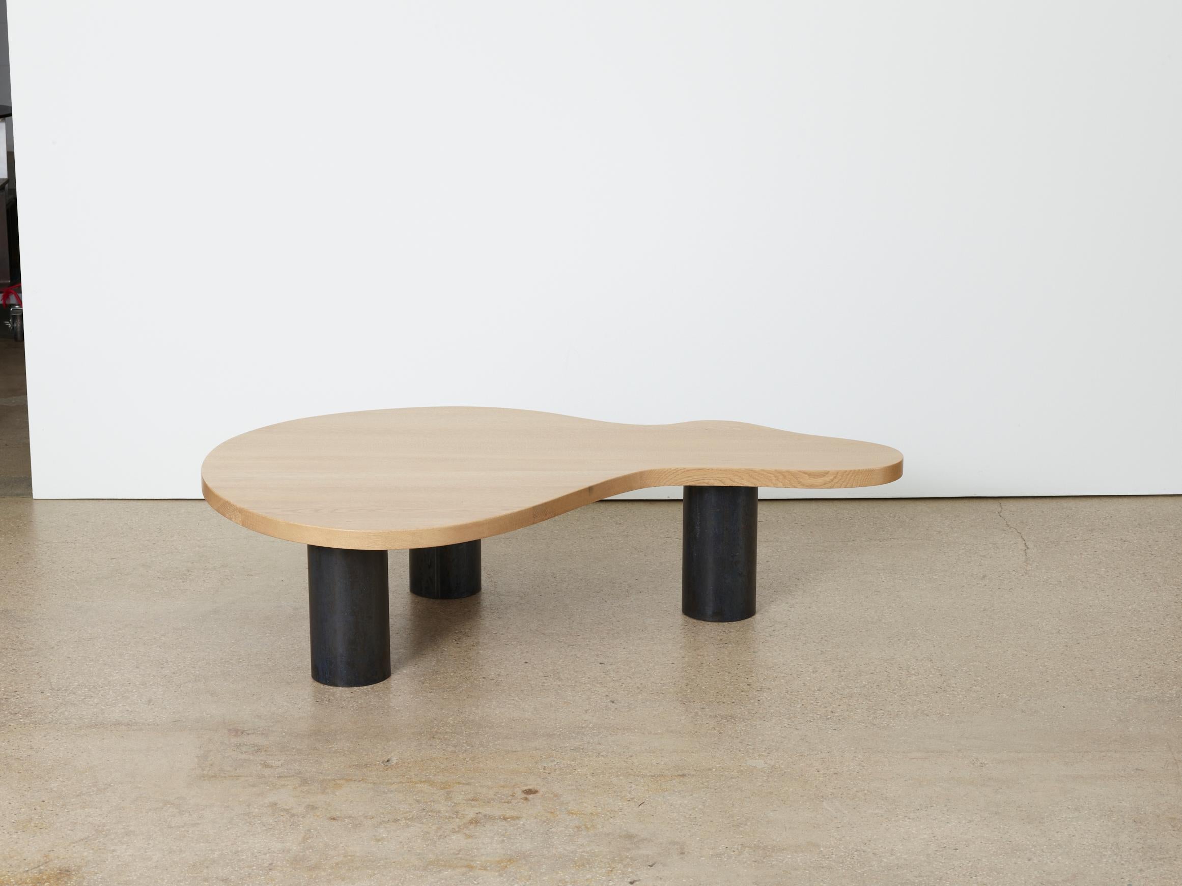 Luca Table - Large Travertine stone table with bronze embossed legs For Sale 1