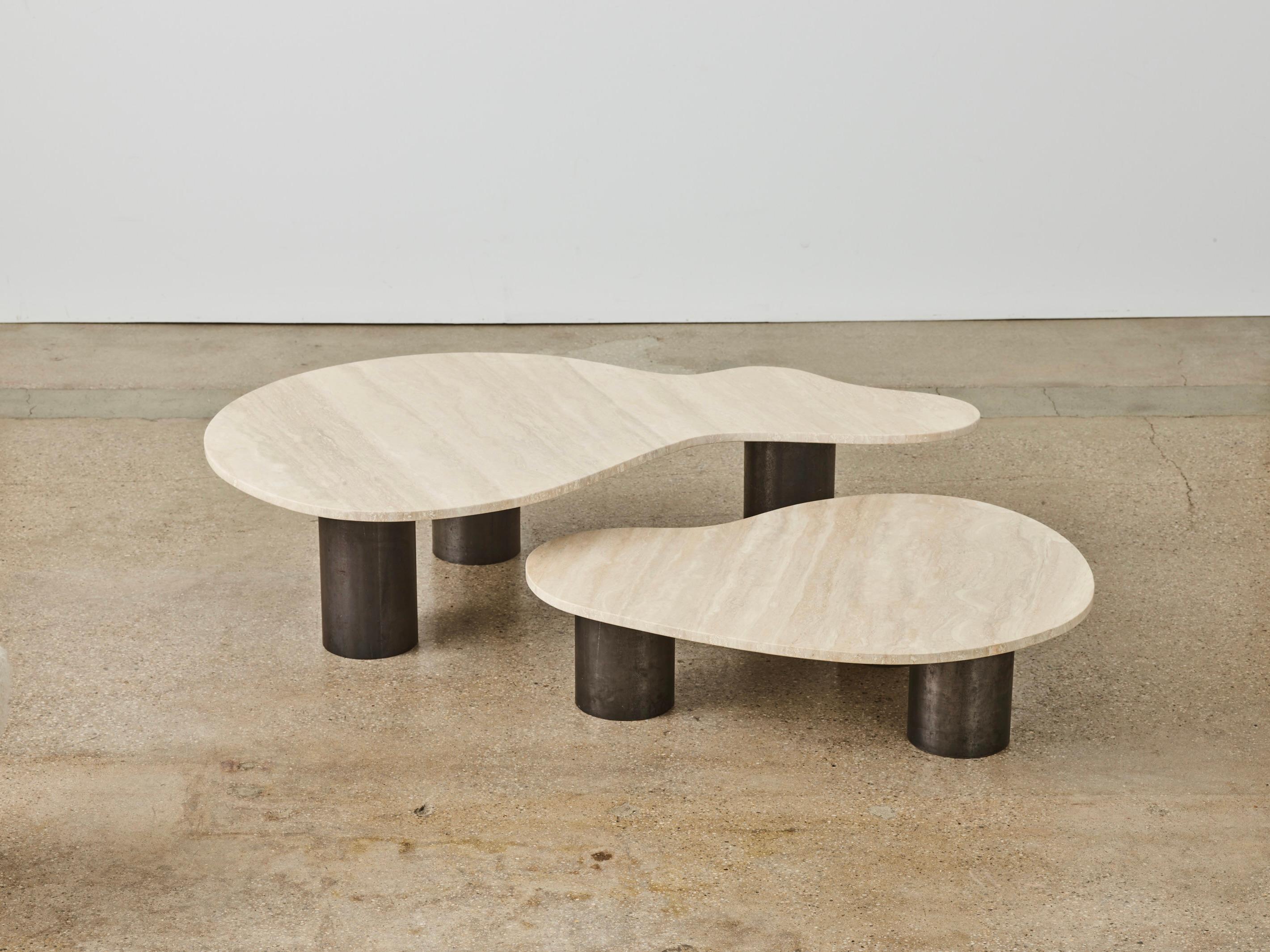 Luca Table - Large Travertine stone table with bronze embossed legs For Sale 2